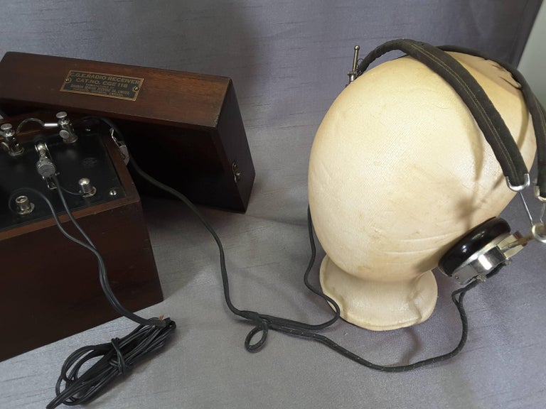 Crystal Radio Receiver by CGE. Co. Ltd., Circa 19291935 at 1stdibs