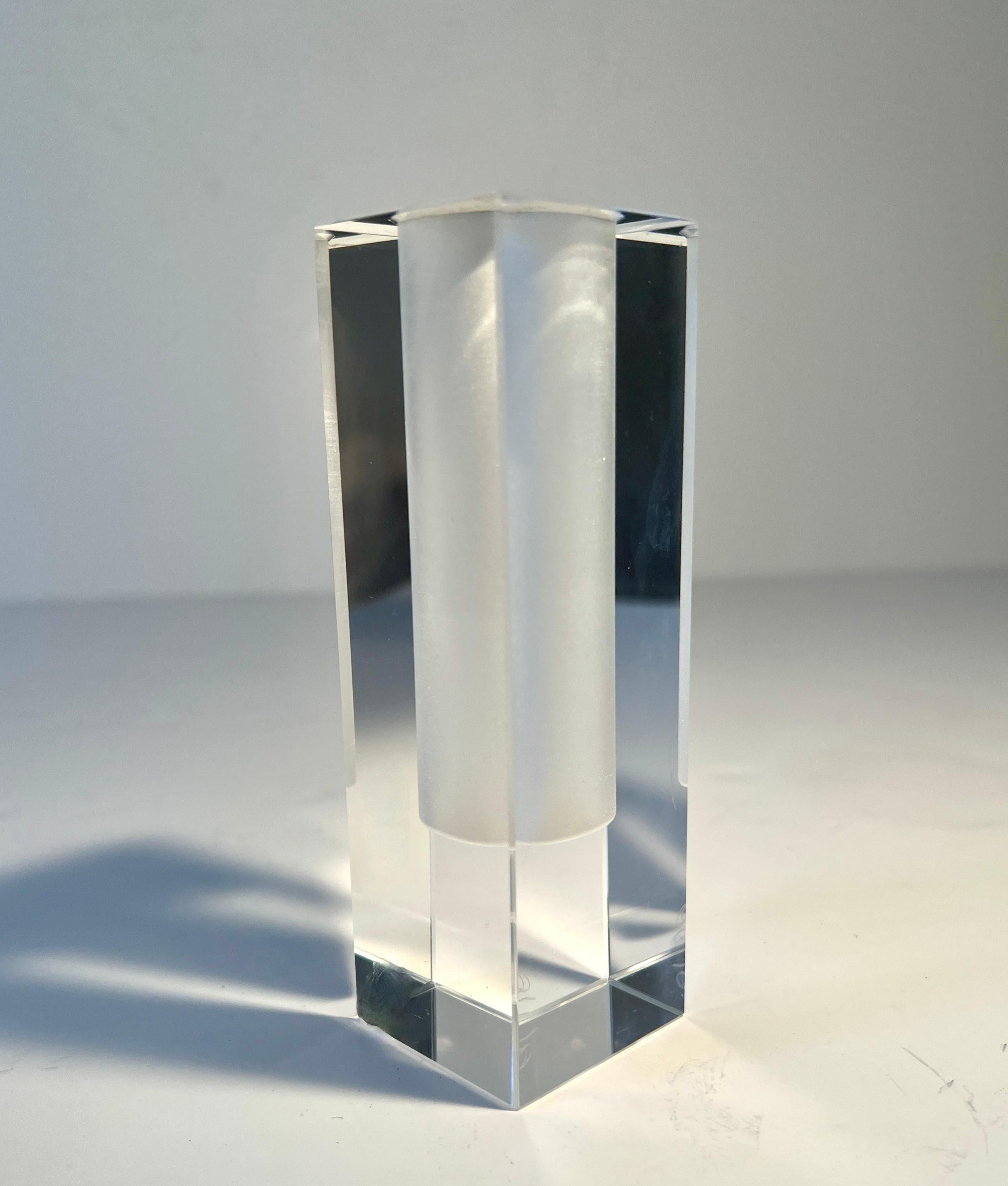 Crystal Rectangular Bud Vase by Oleg Cassini In Good Condition For Sale In Los Angeles, CA