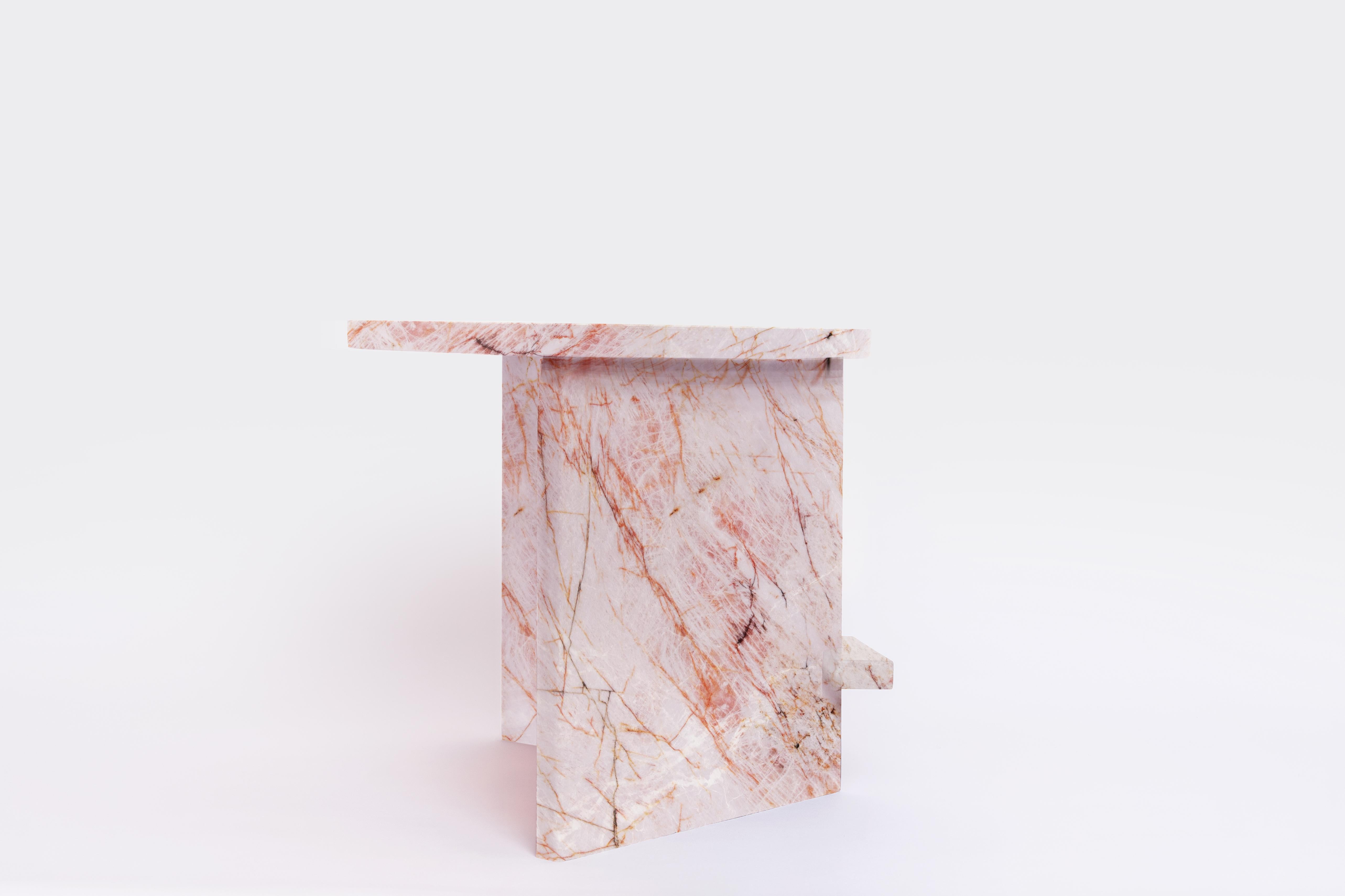 Natural round stone coffee tables or side tables, in resistante brazilian quartzite or granite stone, suited for interior and exterior use - indoor outdoor.


Fusion of elements from Afro-Brazilian popular and religious culture with abstract