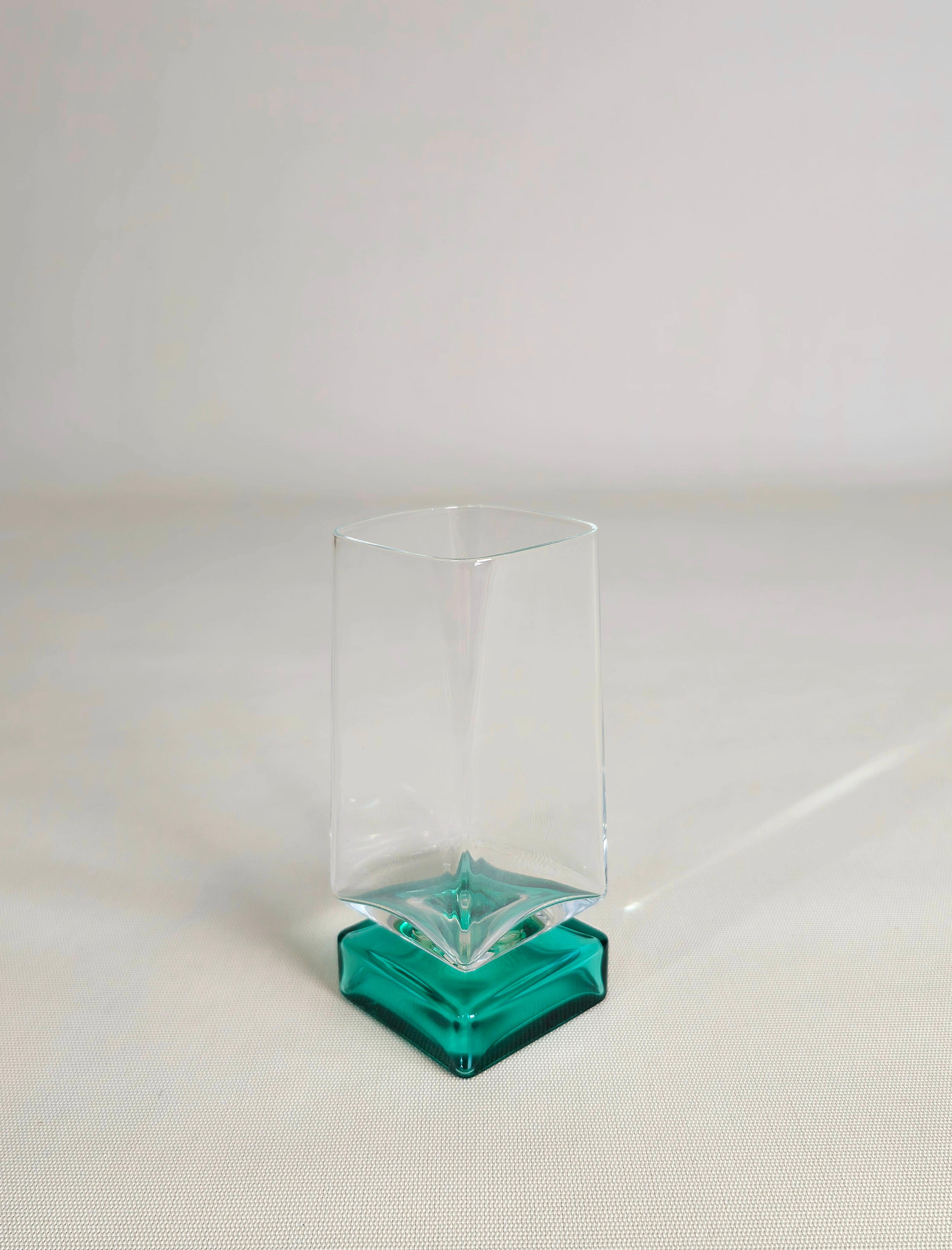Serviergeschirr-Gläserflasche aus Kristall und Kristall Transparent Grün Modern Italien 1990er Jahre Set von 13 im Angebot 4