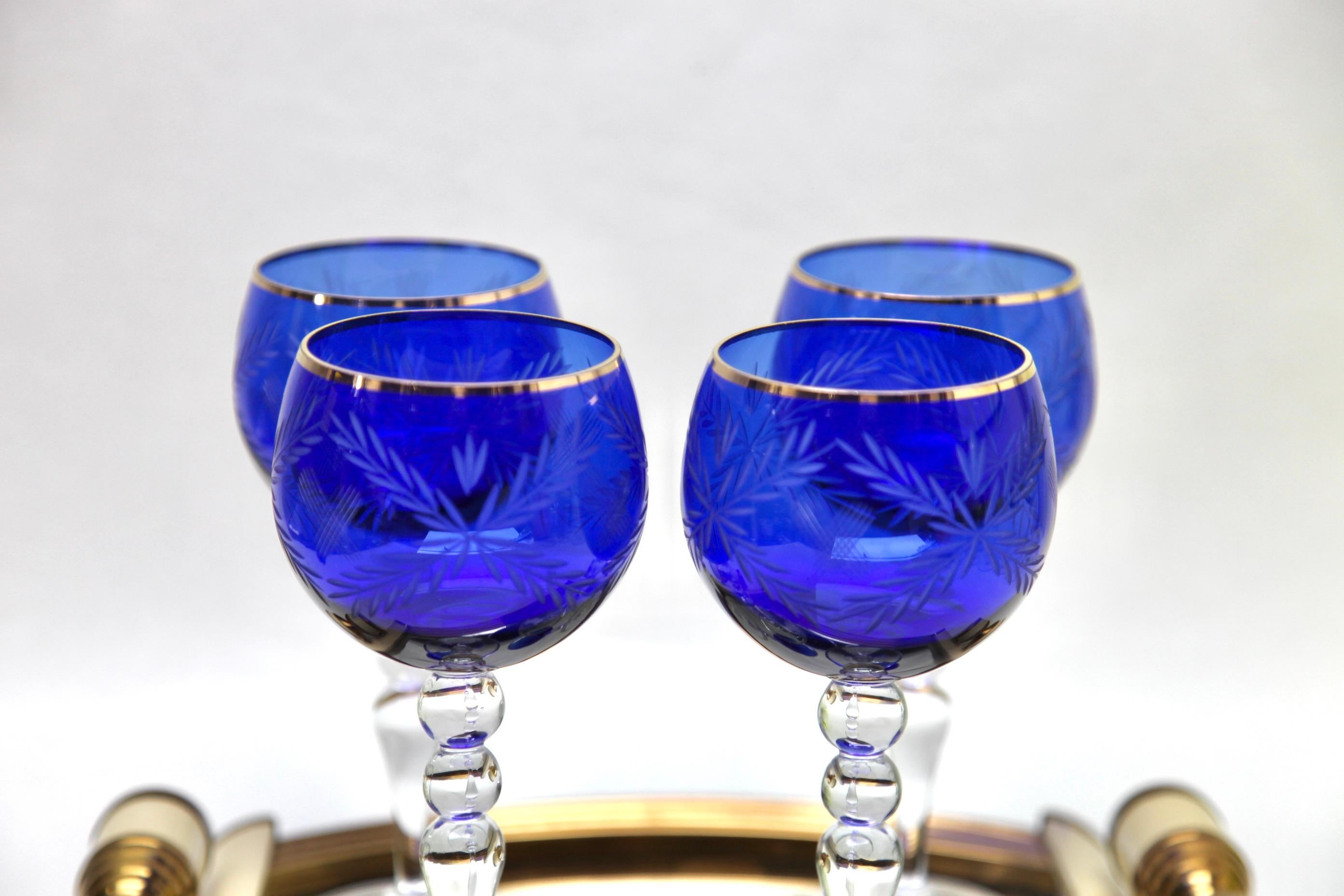 Mid-20th Century Crystal Set of 4 Stem Glasses Cobalt Overlay Cut to Clear with Tray For Sale