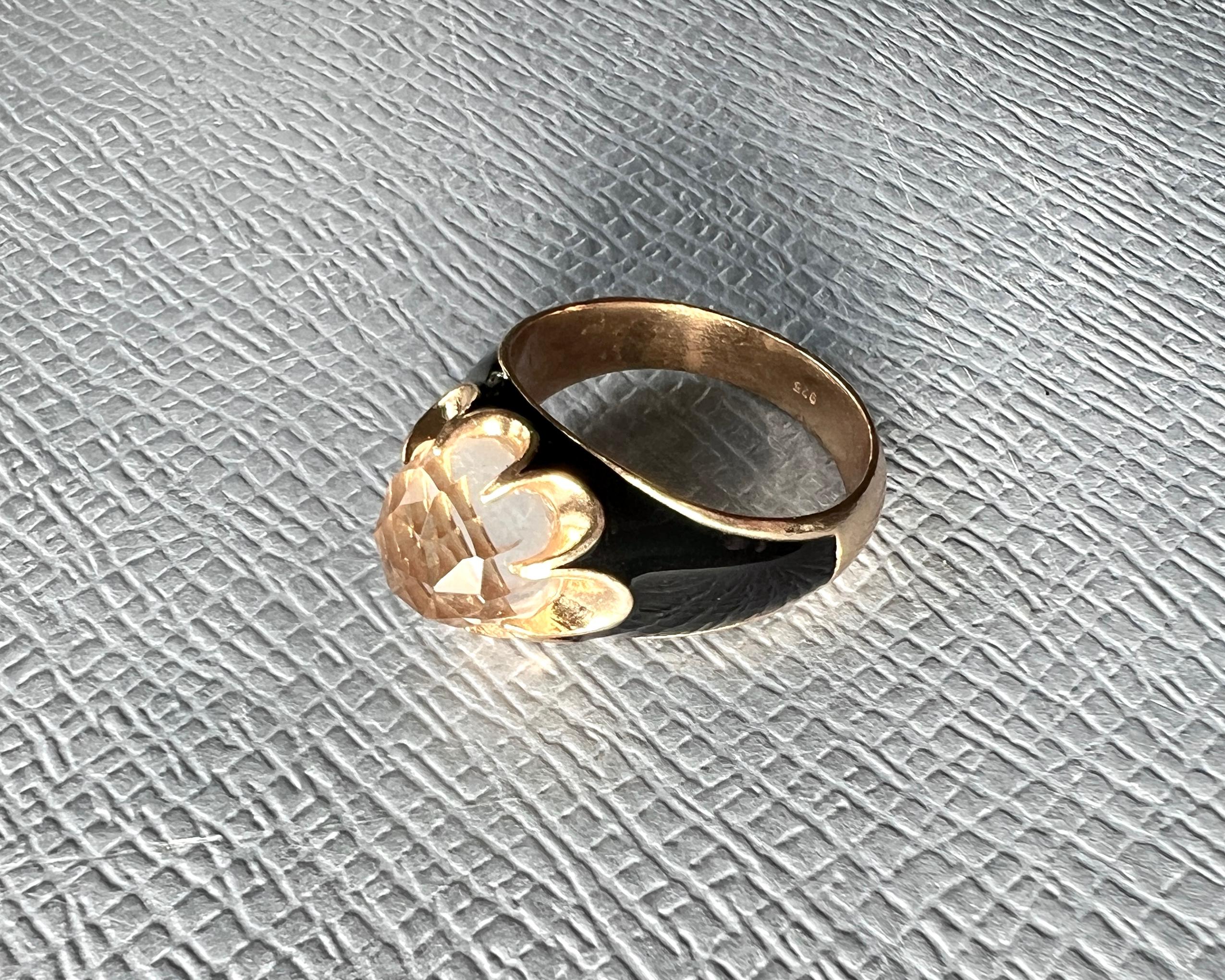 Crystal Ring Victorian style Black Enamel For Sale 1
