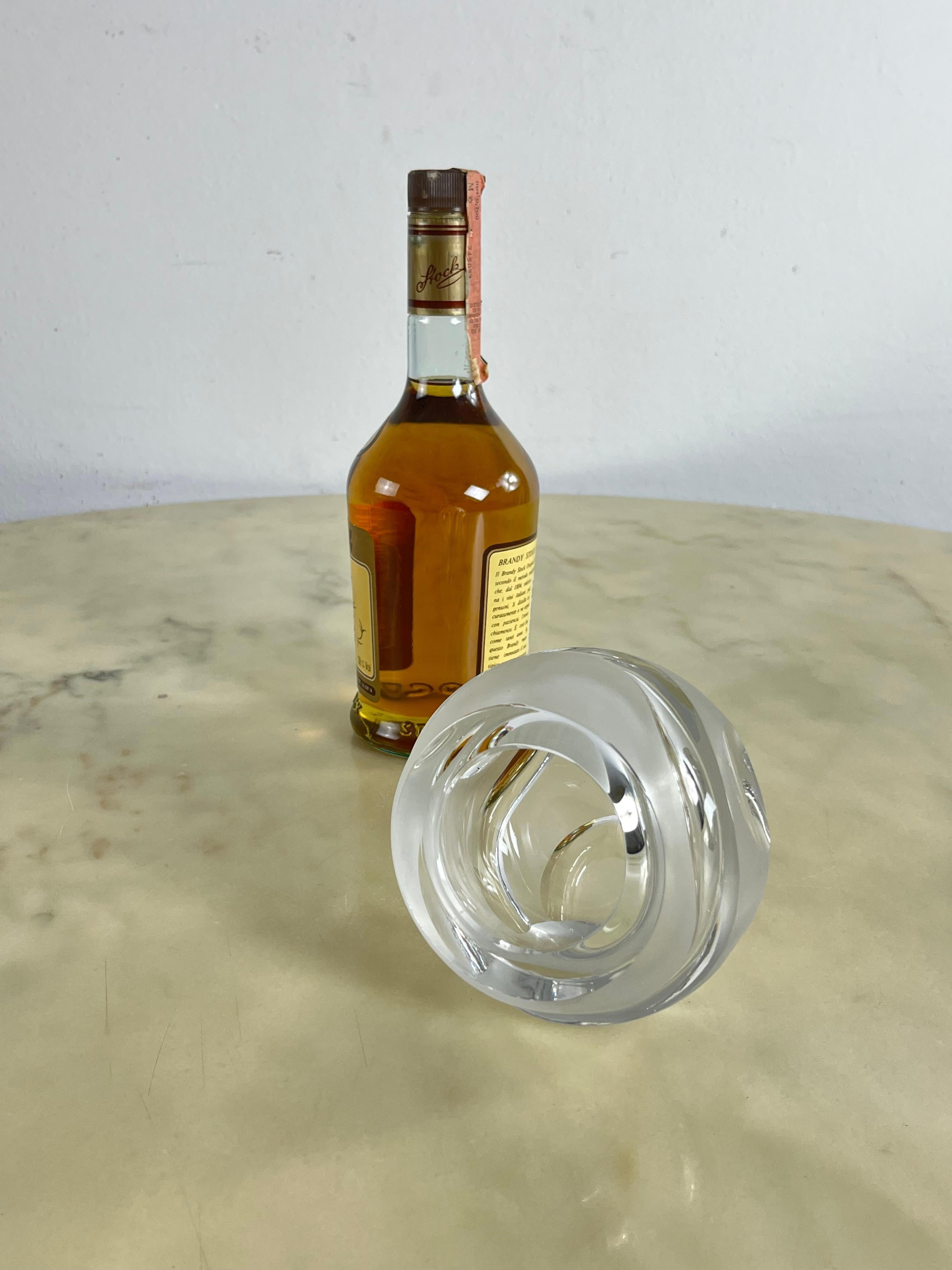 Crystal sphere ashtray Space age Mid-century 1960s
Intact and in good condition, fascinating object.