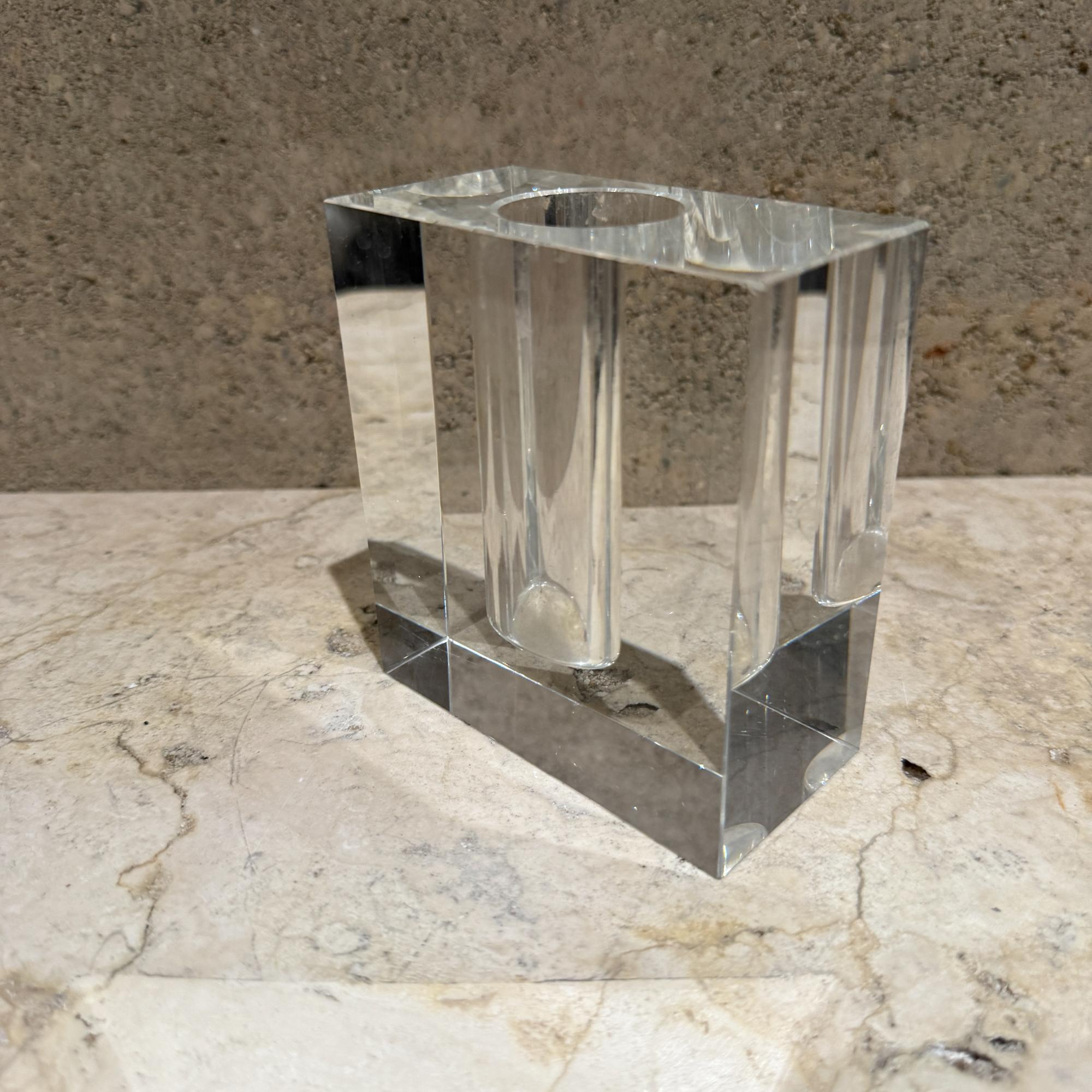 Quadratische Blumenvase aus Kristall TIZO (Ende des 20. Jahrhunderts) im Angebot