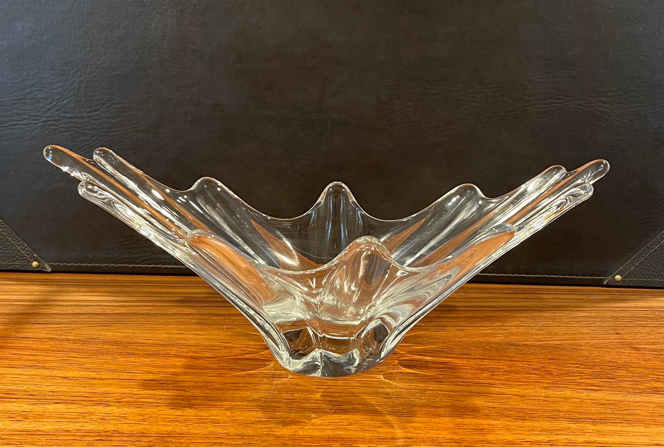 20th Century Crystal Starburst Bowl by Daum, France For Sale