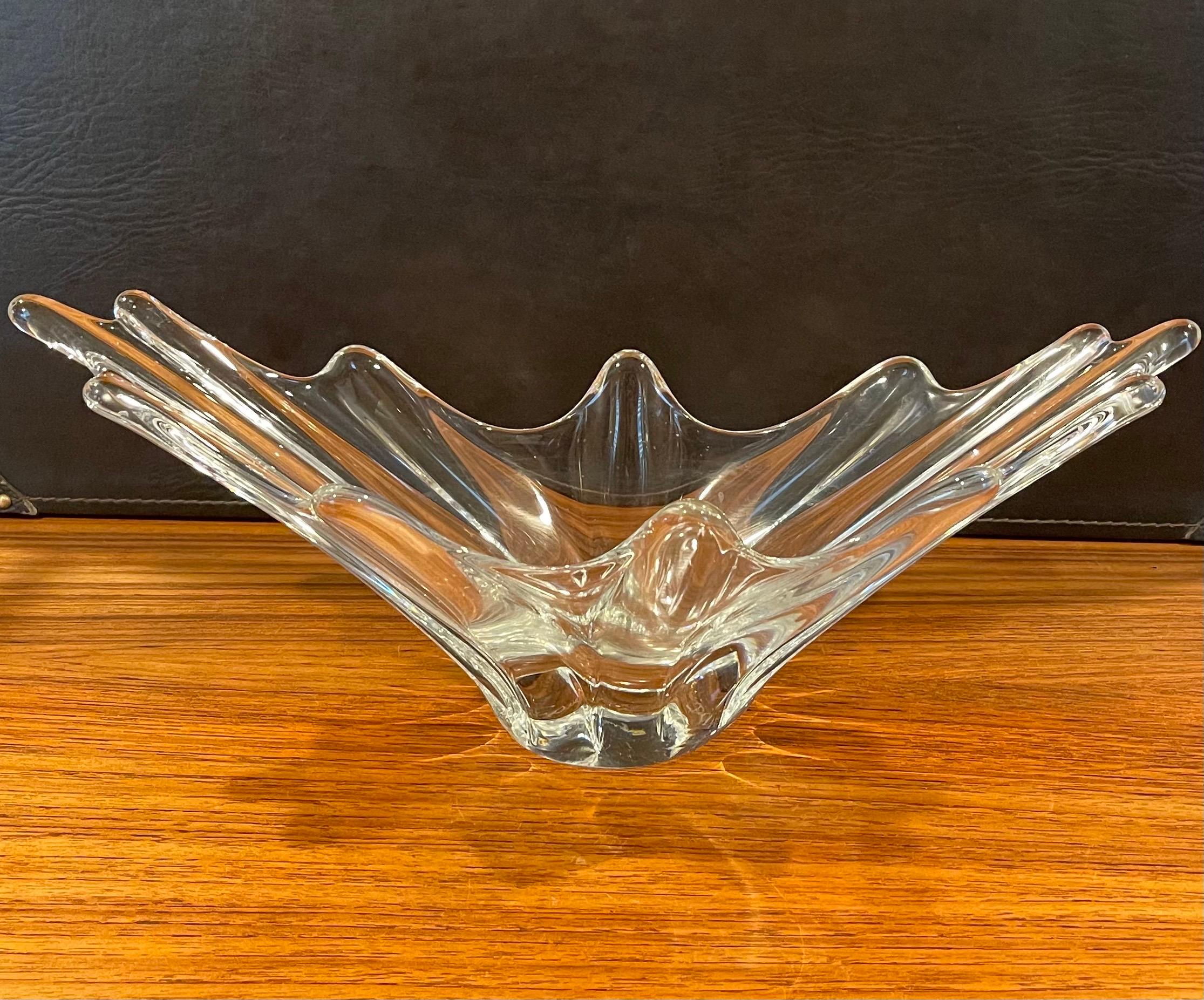 Crystal Starburst Bowl by Daum, France For Sale 1