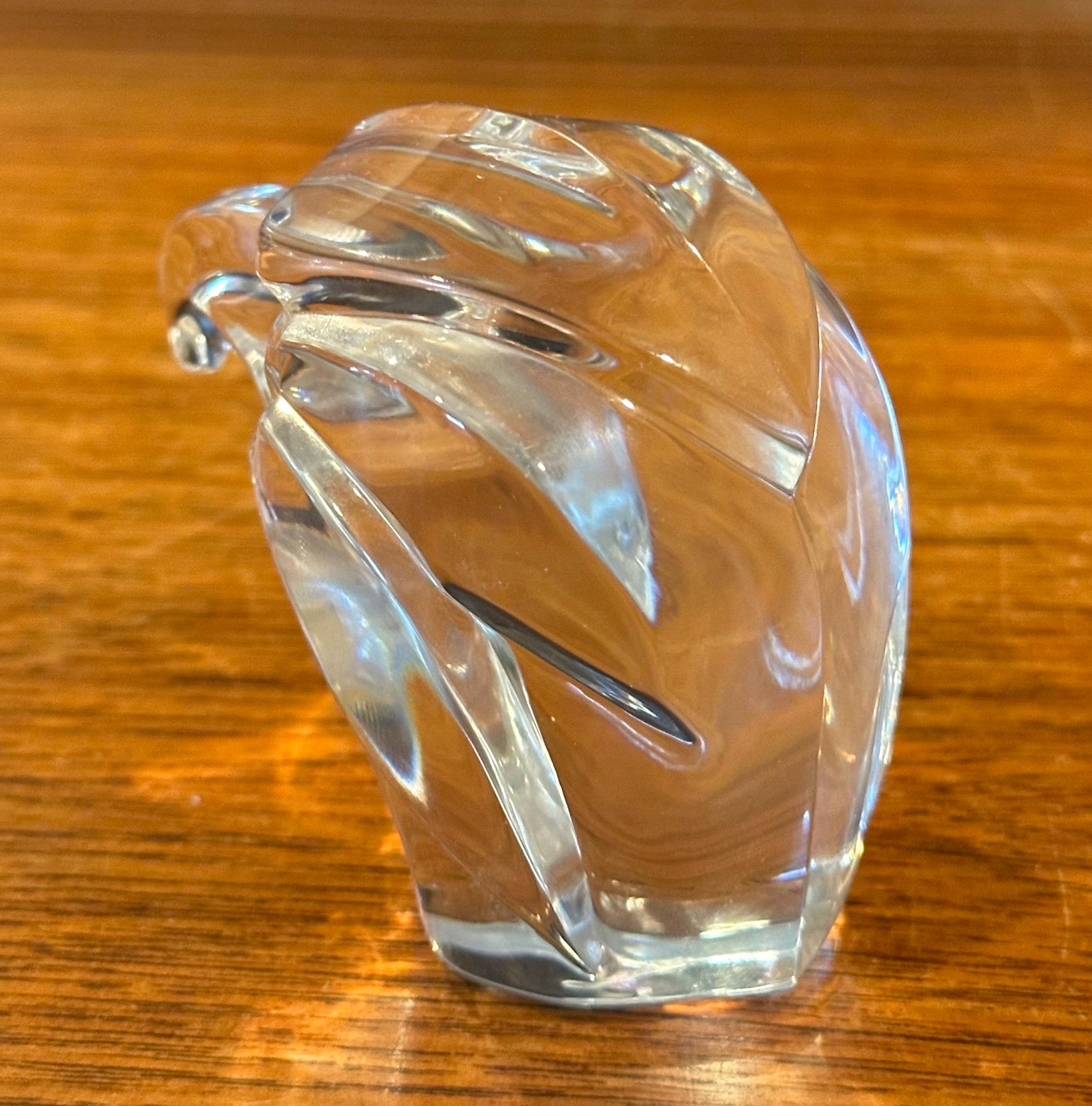 Scultura di cristallo con aquila calva stilizzata / fermacarte di J. J. Durand di Francia in vendita 1