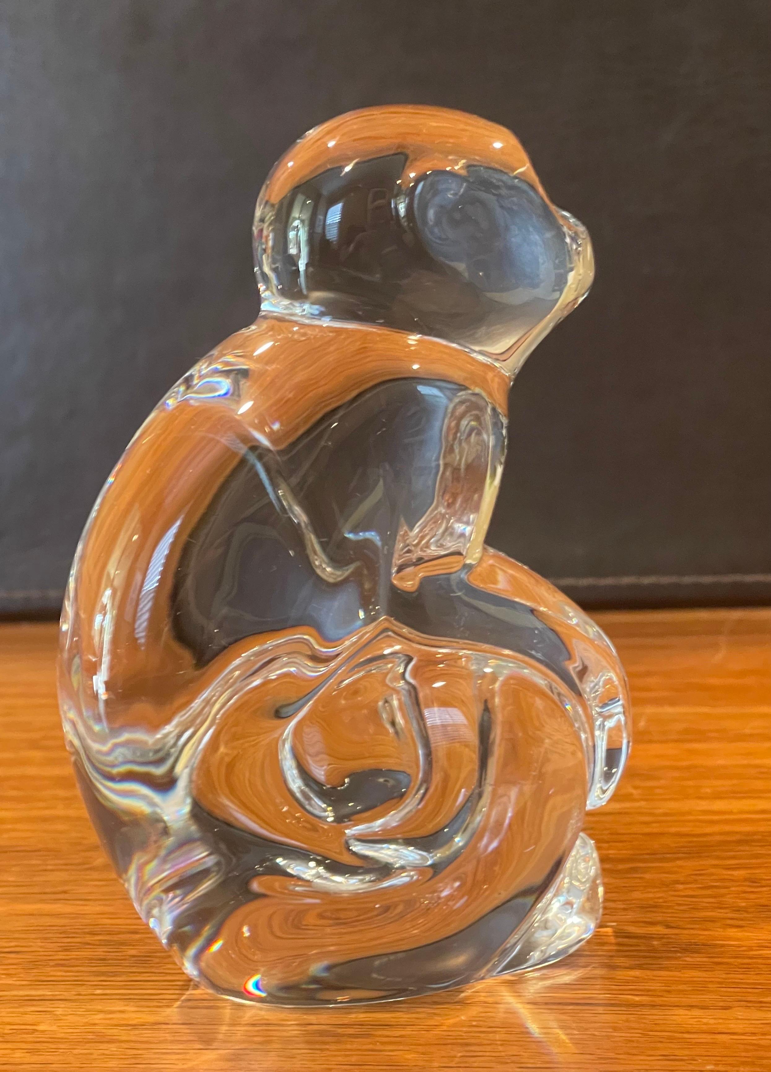 Fait main Sculpture de singe stylisé en cristal de Katherine De Sousa pour Val Saint Lambert en vente