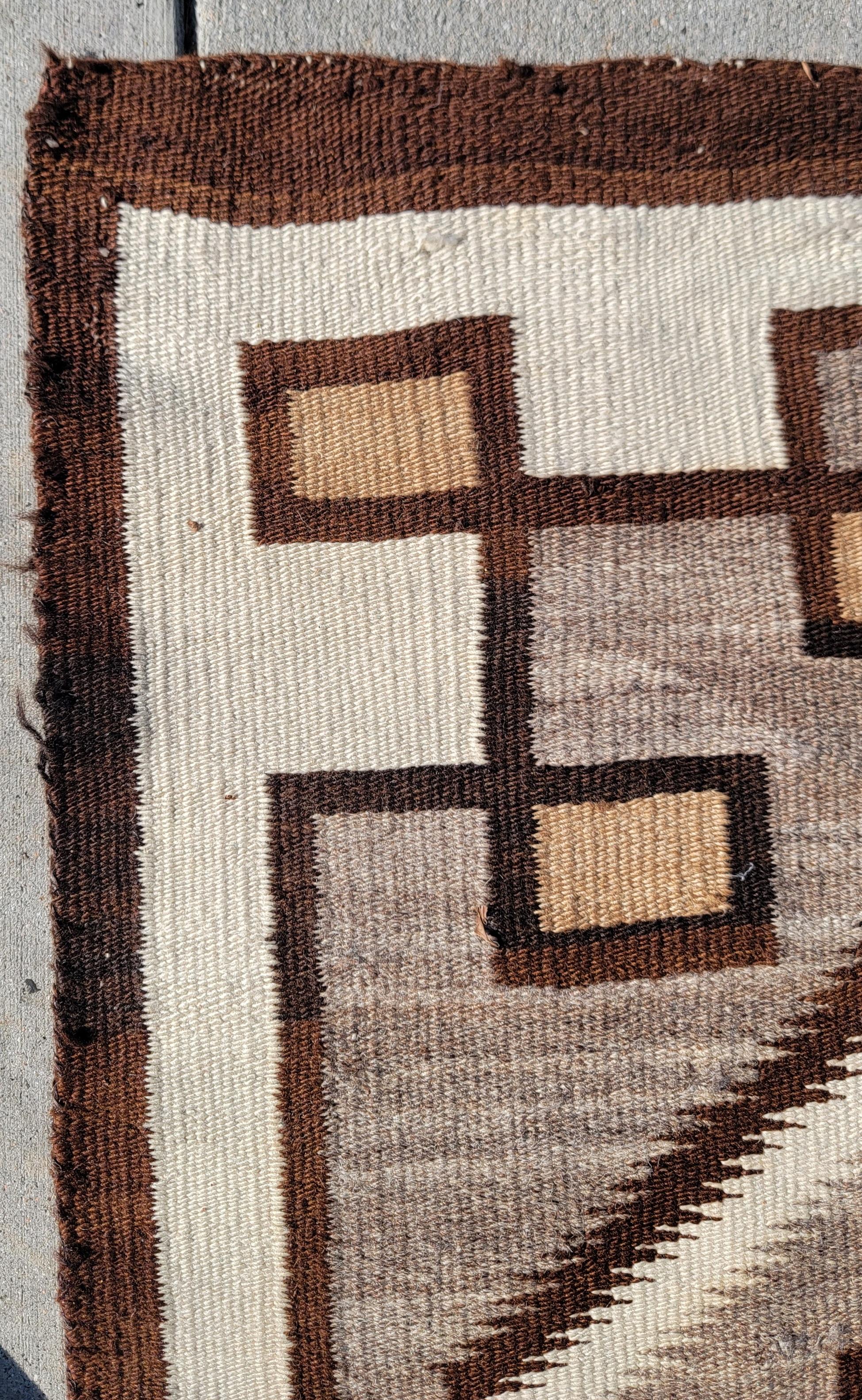 Trading Post / Navajo-Indianer-Web-Teppich aus Kristall im Zustand „Gut“ im Angebot in Los Angeles, CA