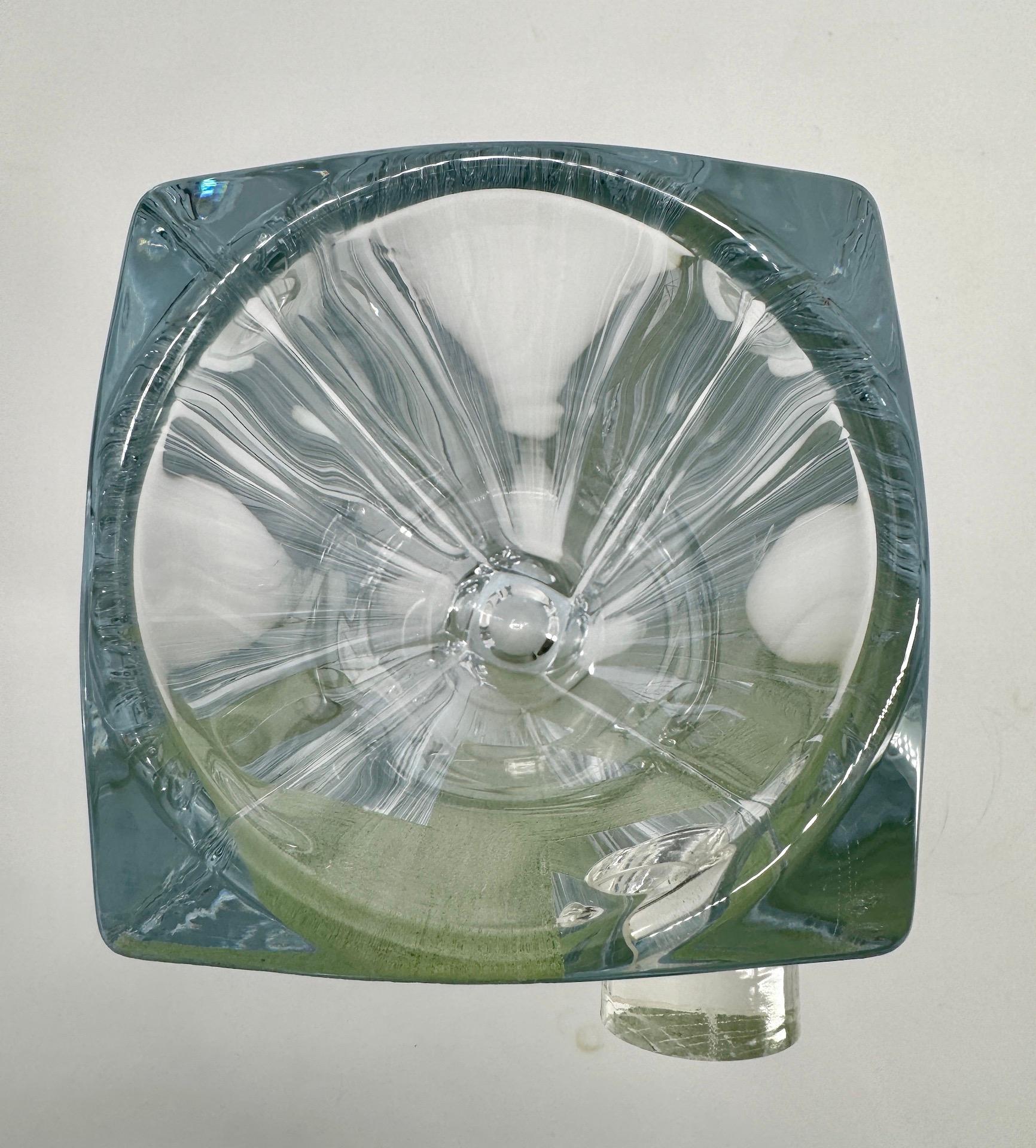 Jarrón de cristal de Anatole Riecke Decoración abstracta y cubista Pigmentos naturales verdes en venta 6