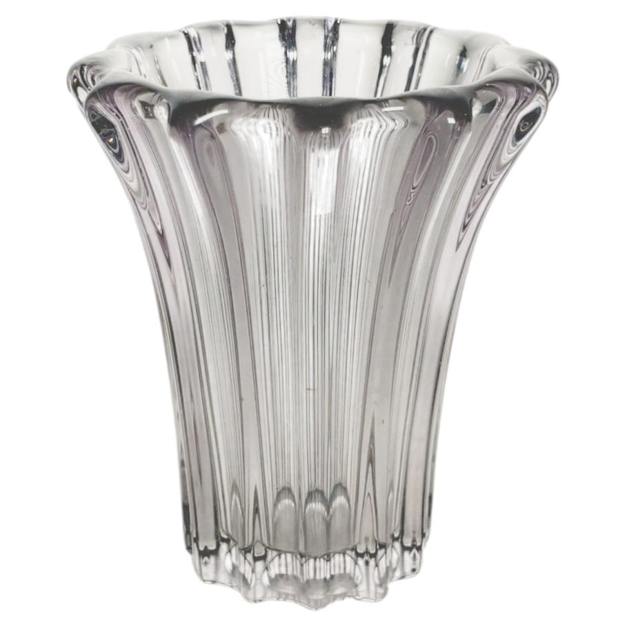 Vase en cristal, France, 1970 par Pierre D'Avesn en vente