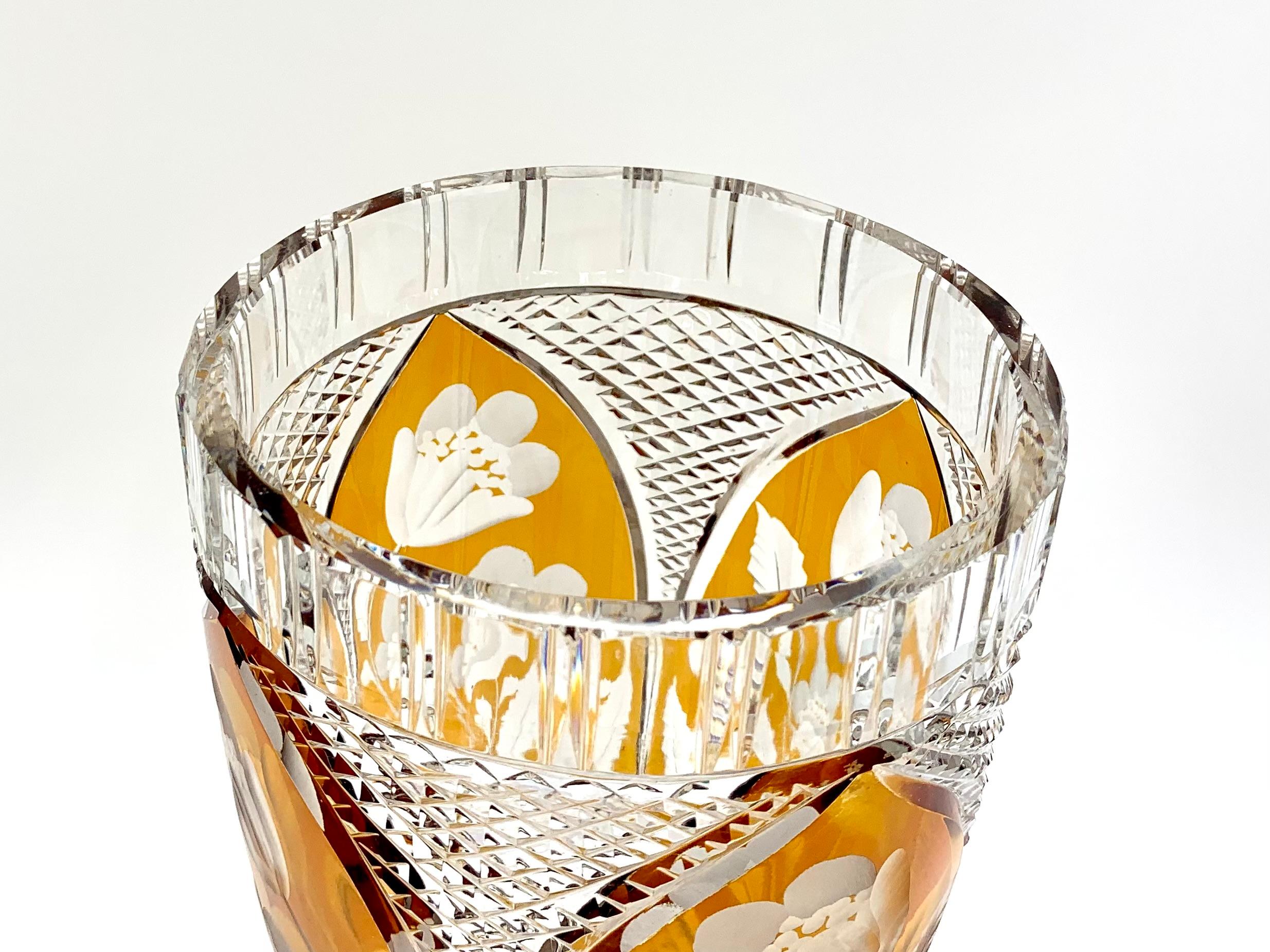 Polonais Vase en cristal, Julia Glassworks, années 1960 en vente