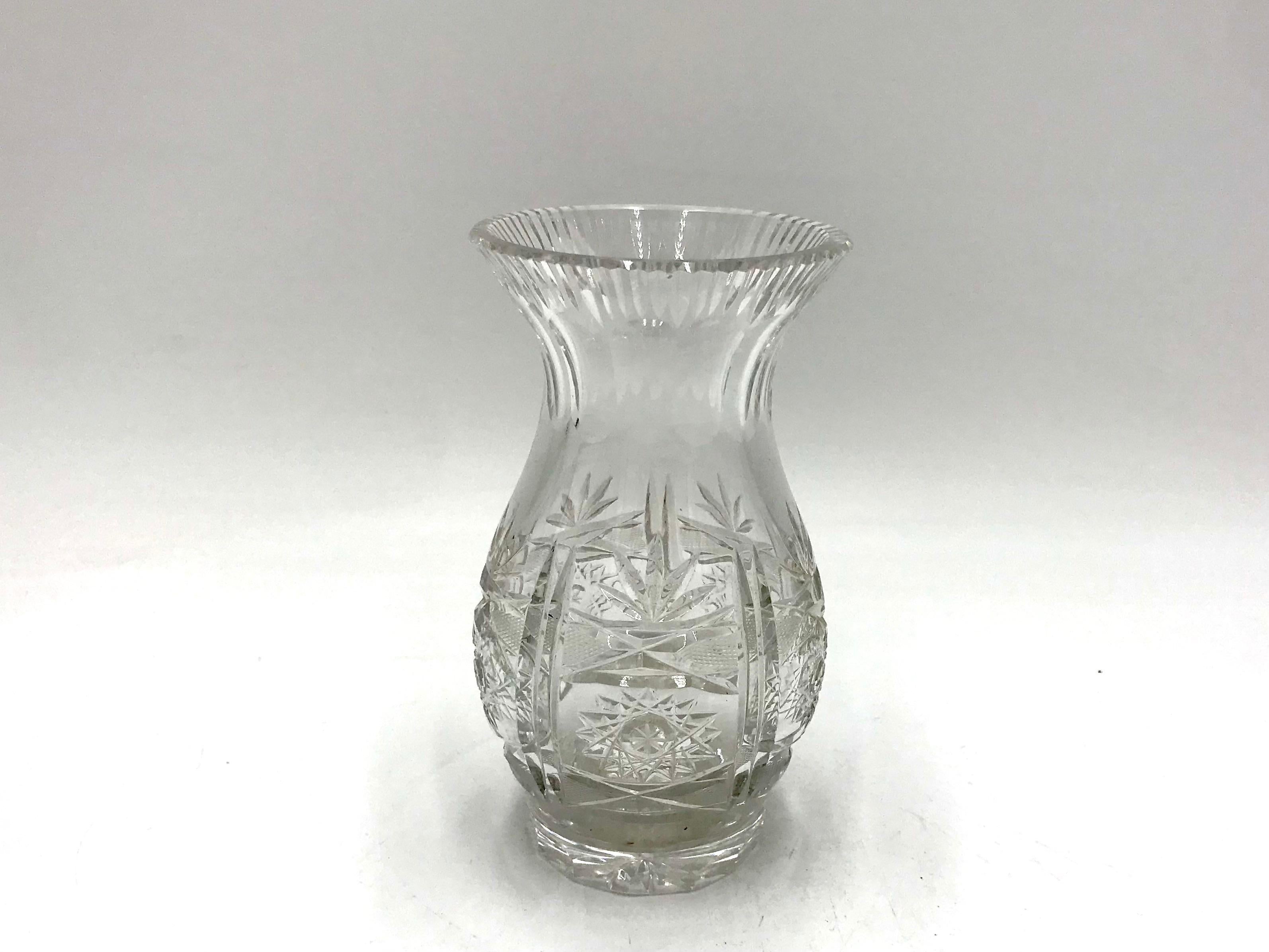 Vase made of crystal. 
The vase was produced in Poland in the 1960s and 1970s.
Vase in very good condition
Measures: Height 15cm / diameter 8cm.