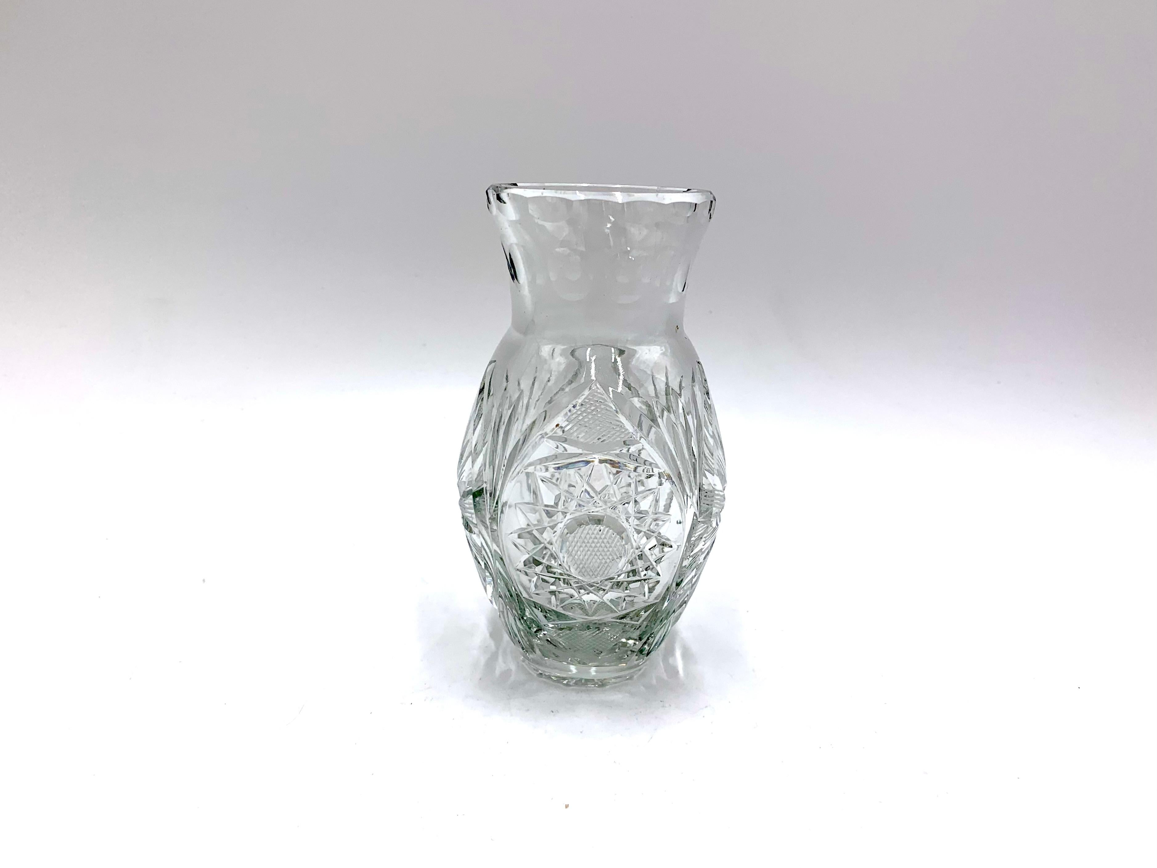 Crystal Vase, Poland, 1960s In Good Condition For Sale In Chorzów, PL