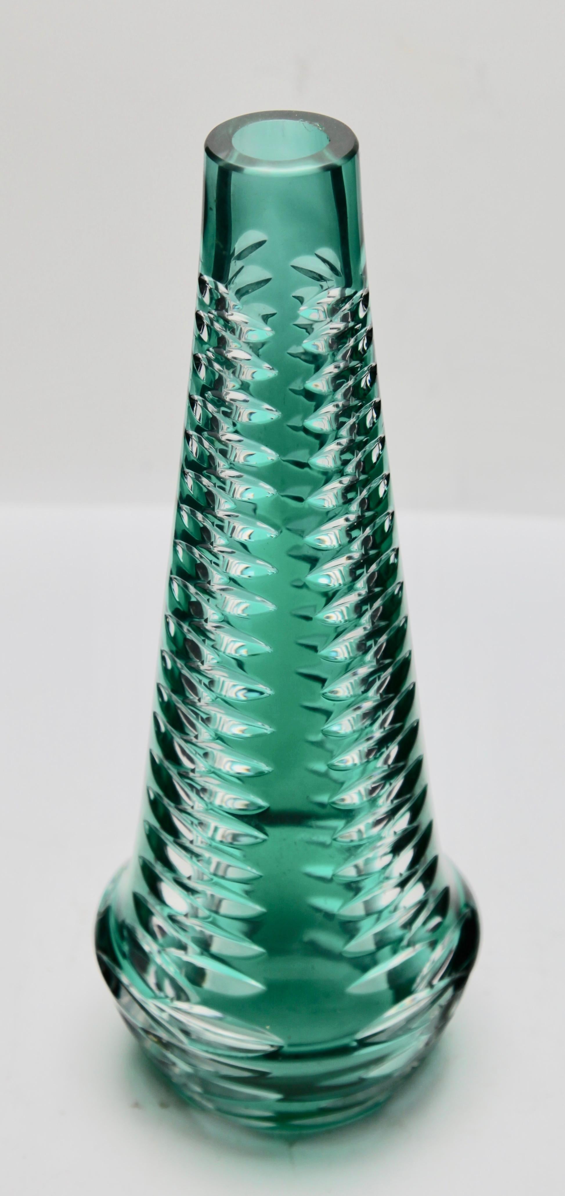Mid-Century Modern Vase en cristal avec éclairages optiques, turquoise taillé à clair par Beyer, « Allemagne » en vente