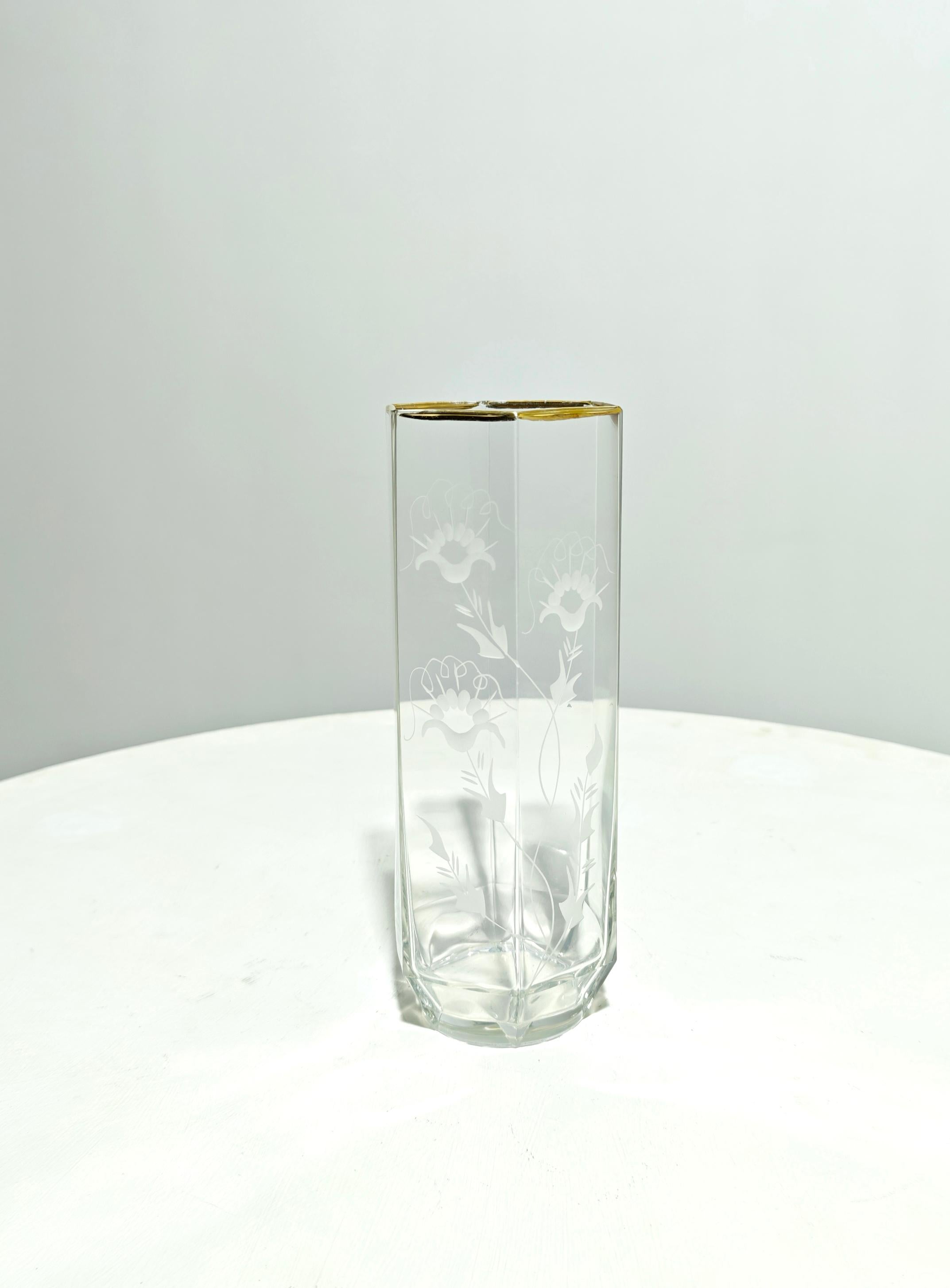 Kristallvase mit Reliefdekoration sechseckig Mid-Century Modern Italien 1950/60er Jahre im Angebot 5