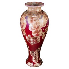Jarrón de cerámica con esmalte cristalino, rojo y beige, American Art Studio Pottery