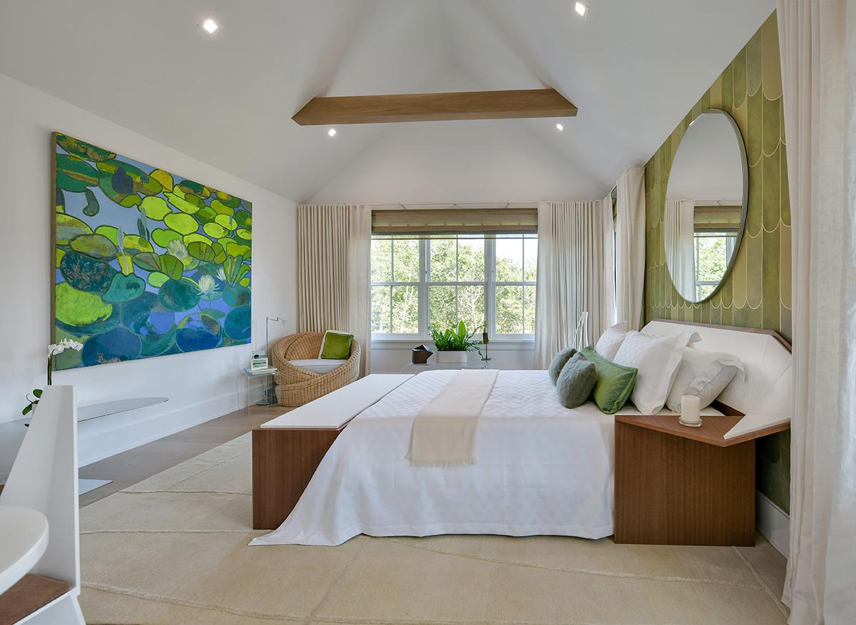 Contemporary Crystallized Bed Set For Sale