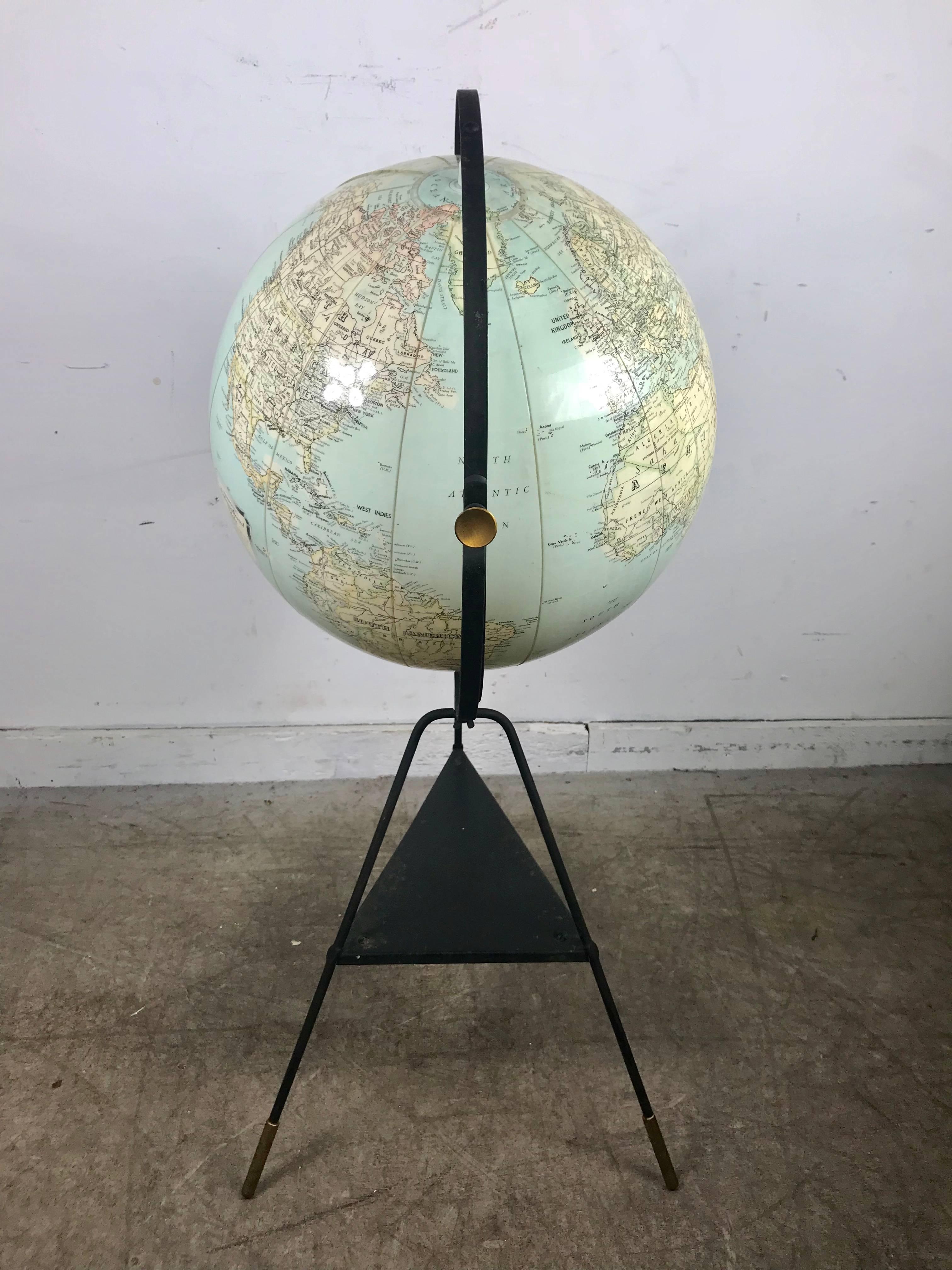 tripod globe