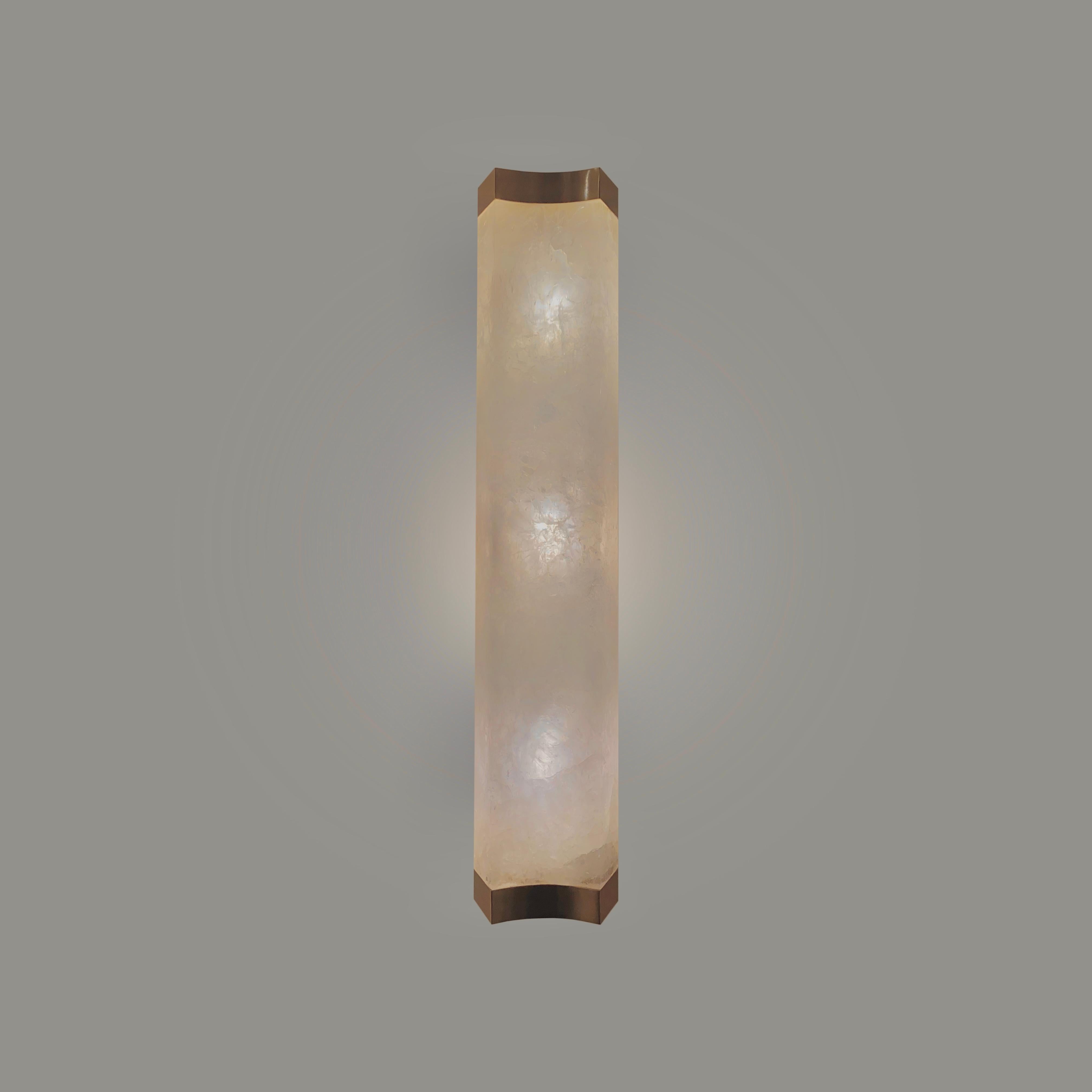 CSW26 Aplique de Cristal de Roca By Phoenix Siglo XXI y contemporáneo en venta