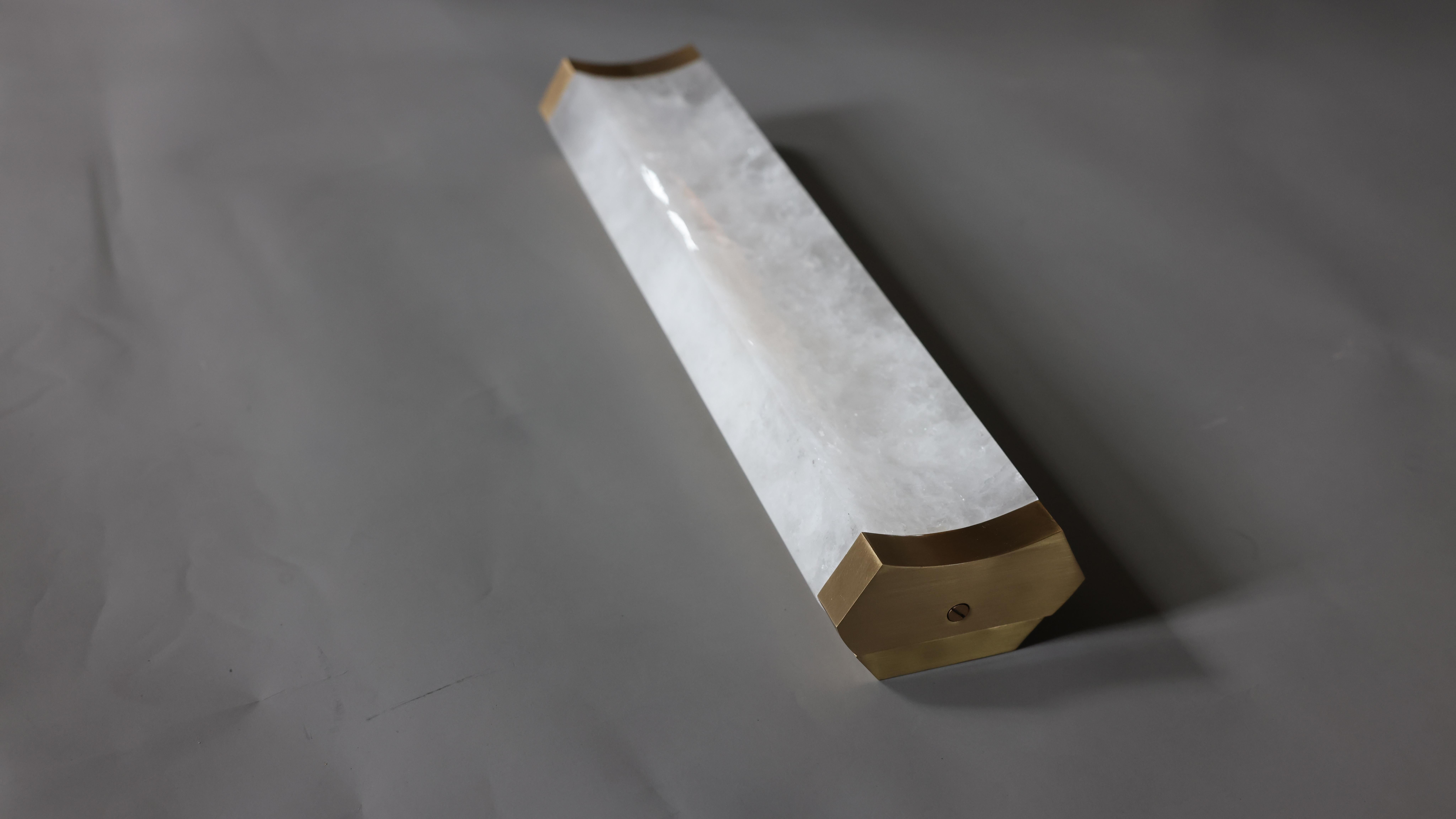CSW26 Aplique de Cristal de Roca By Phoenix en Nuevo estado para la venta en New York, NY
