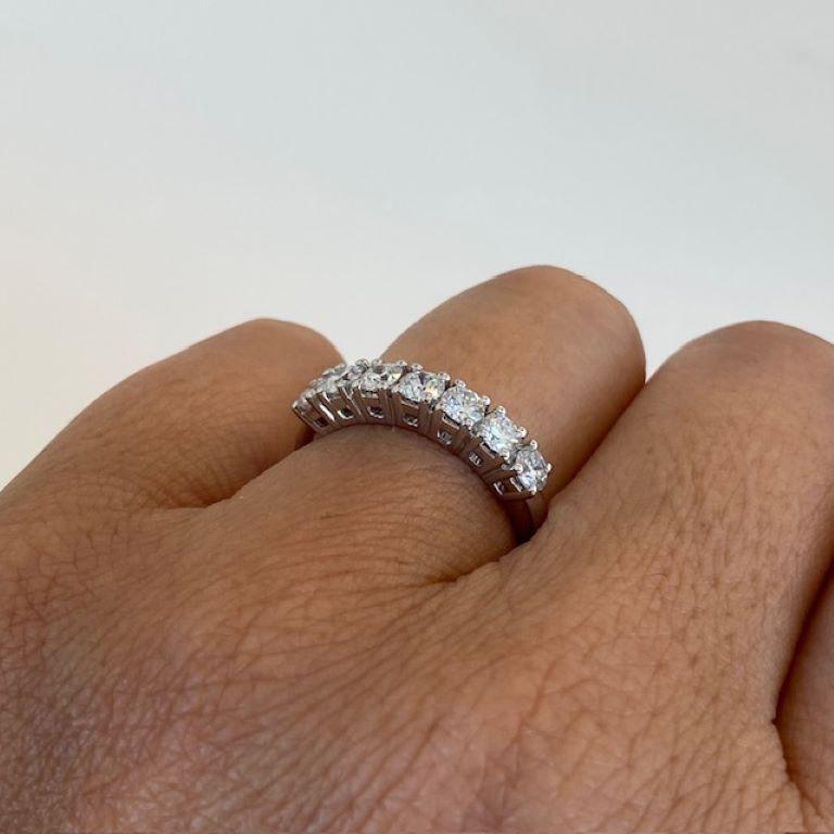   ct 1.00 riviere 7 diamond engagement ring  18 Kt White Gold  gr 3.96  For Sale 9