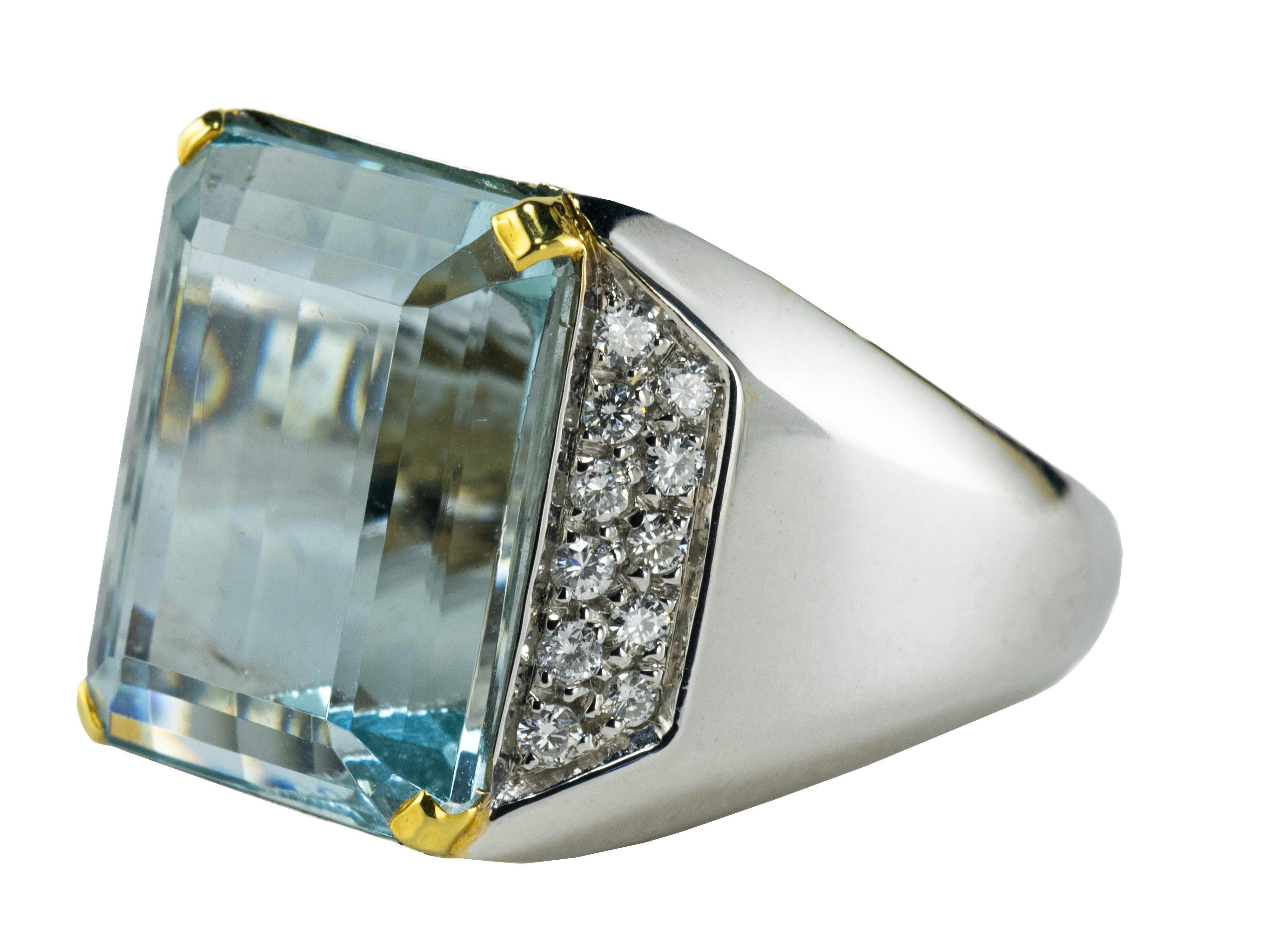 Mixed Cut Ct 15.64 Aquamarine and Diamonds 18 Kt Gold Cocktail Ring For Sale