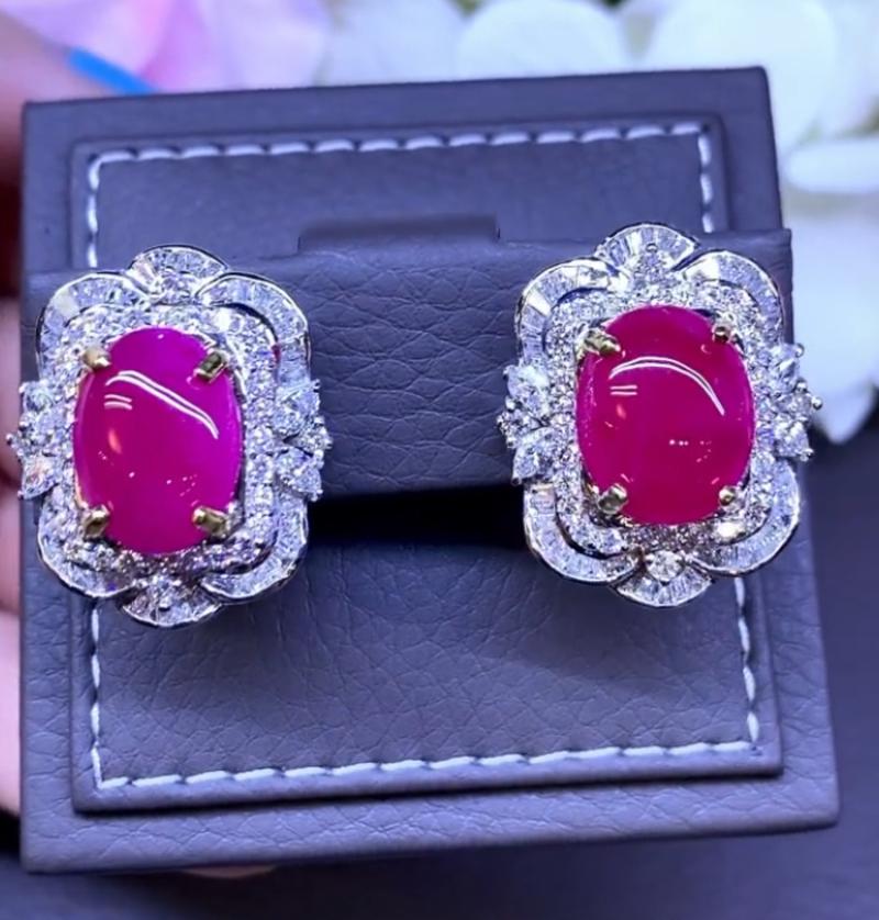 Exclusive design Art Deco in 18k gold  two with cabochon cut Burma rubies ct 12,58 and natural diamonds ct 3,85 F/VS. Top quality. Handmade Jewels.