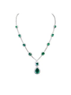 Ct 32, 40 of Zambia Emeralds and Diamonds on Necklace in Gold