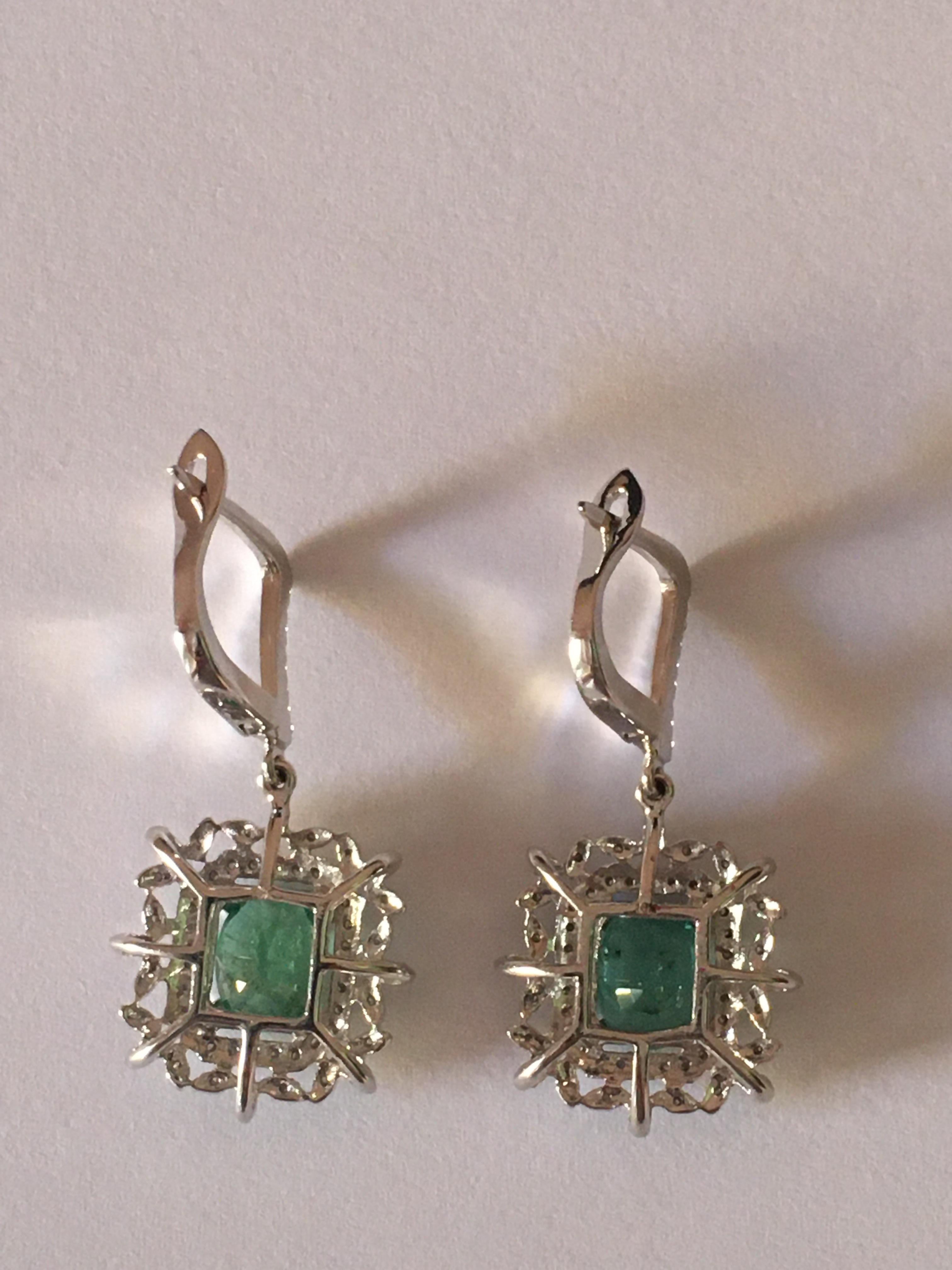Ct 4, 59 of Zambia Emeralds and Diamonds on Earrings In New Condition For Sale In Massafra, IT