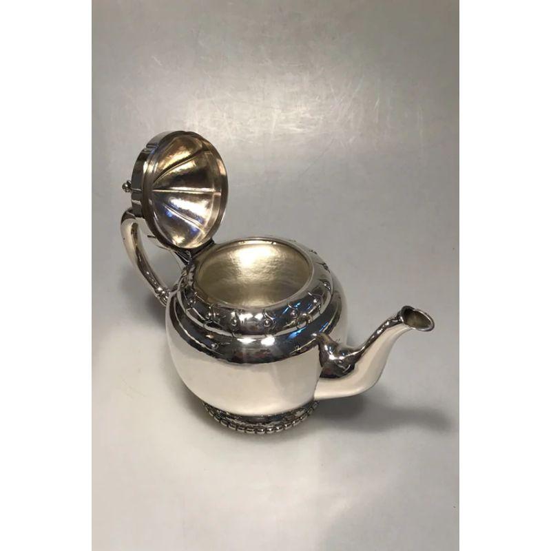 CTC / Danish Work Silver Teapot, 1919 In Good Condition For Sale In Copenhagen, DK