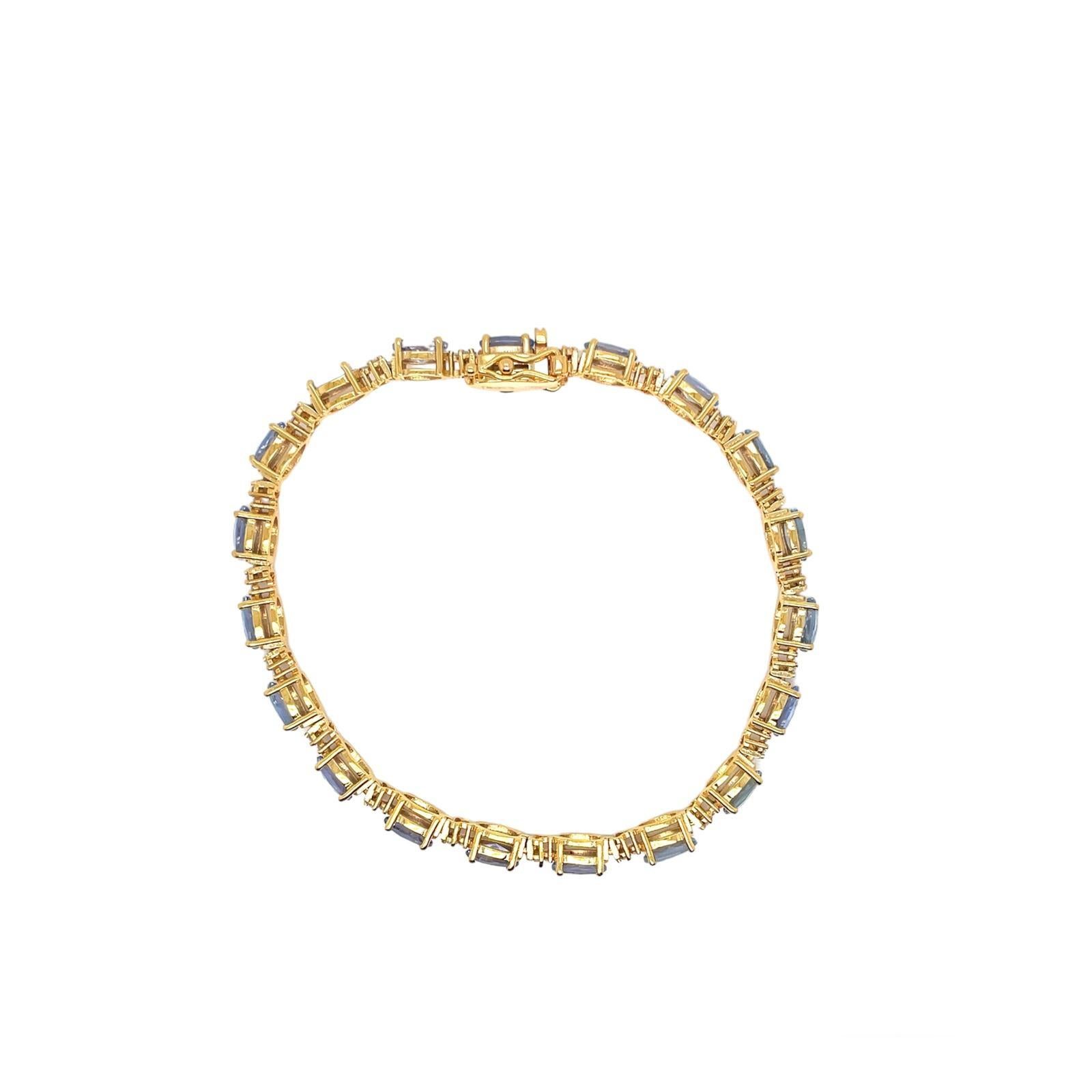 Bracelet à maillons en or rose avec saphir bleu et diamant CTW 14 Light Blue Sapphire en vente 4