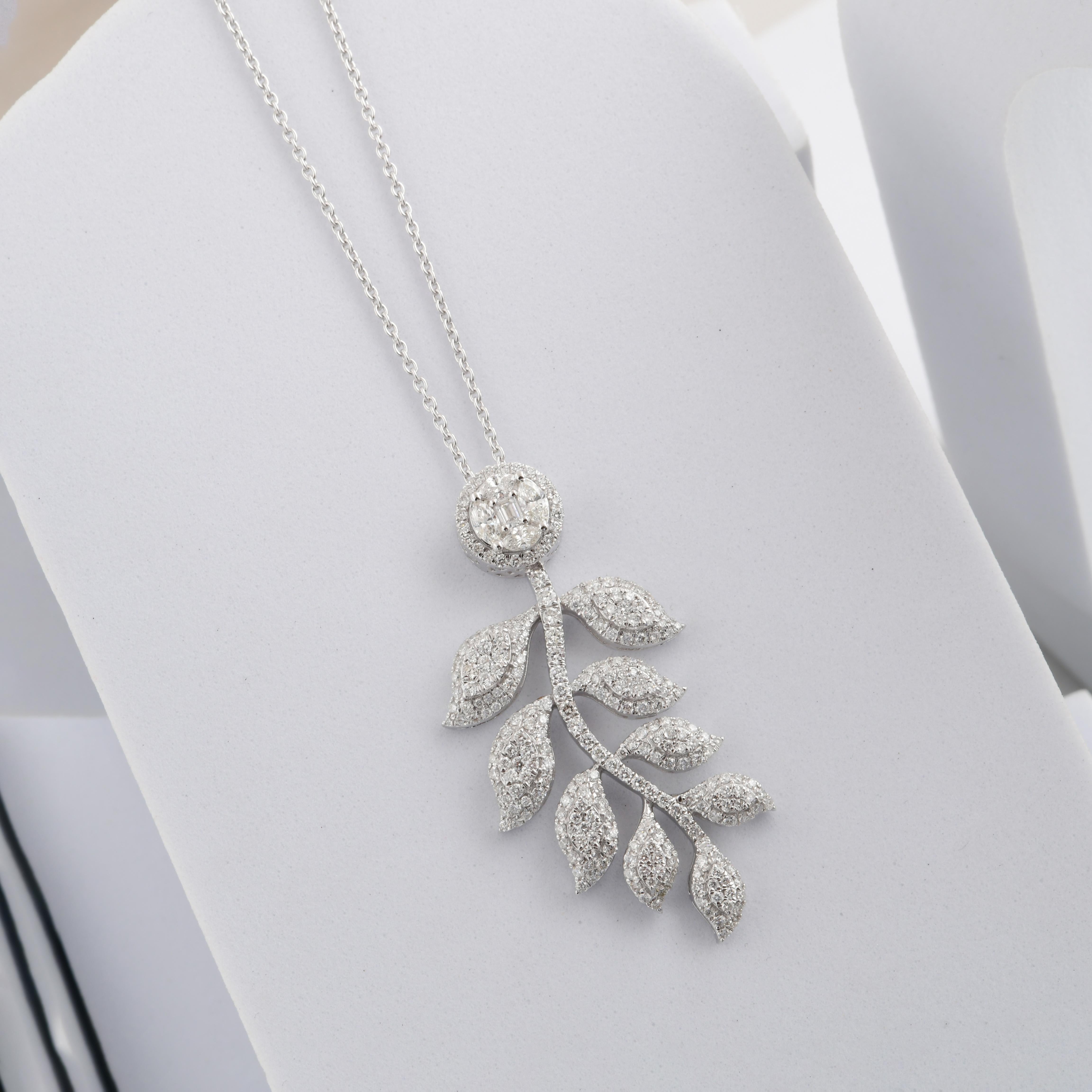 Women's CTW 2.82 SI Clarity HI Color Diamond Pave Floral Pendant Necklace 14k White Gold For Sale