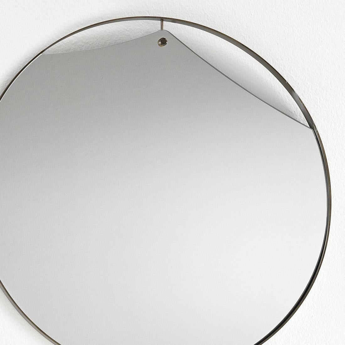 Biseauté Miroir rond à cuadro avec laiton vintage en vente