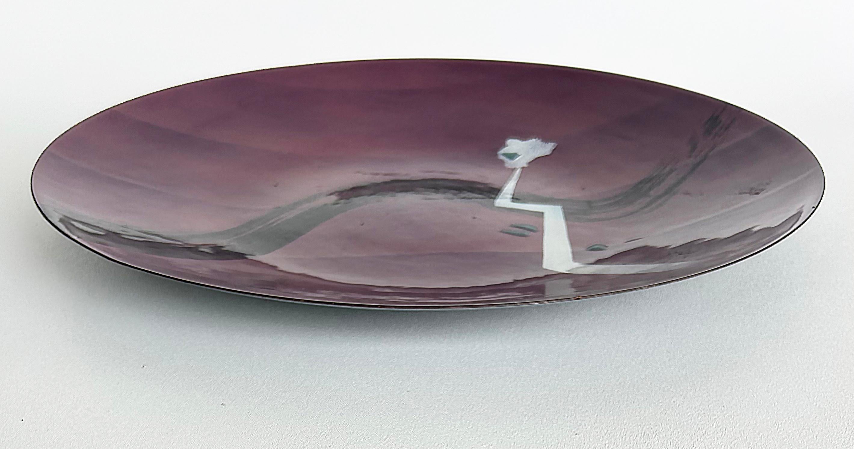 Centro de mesa esmaltado en cobre del cubano-americano Baruj Salinas

Se ofrece a la venta una obra de arte rara e inusual del renombrado artista cubano-americano Baruj Salinas.  Se ofrece un gran centro de mesa abstracto de cobre esmaltado firmado