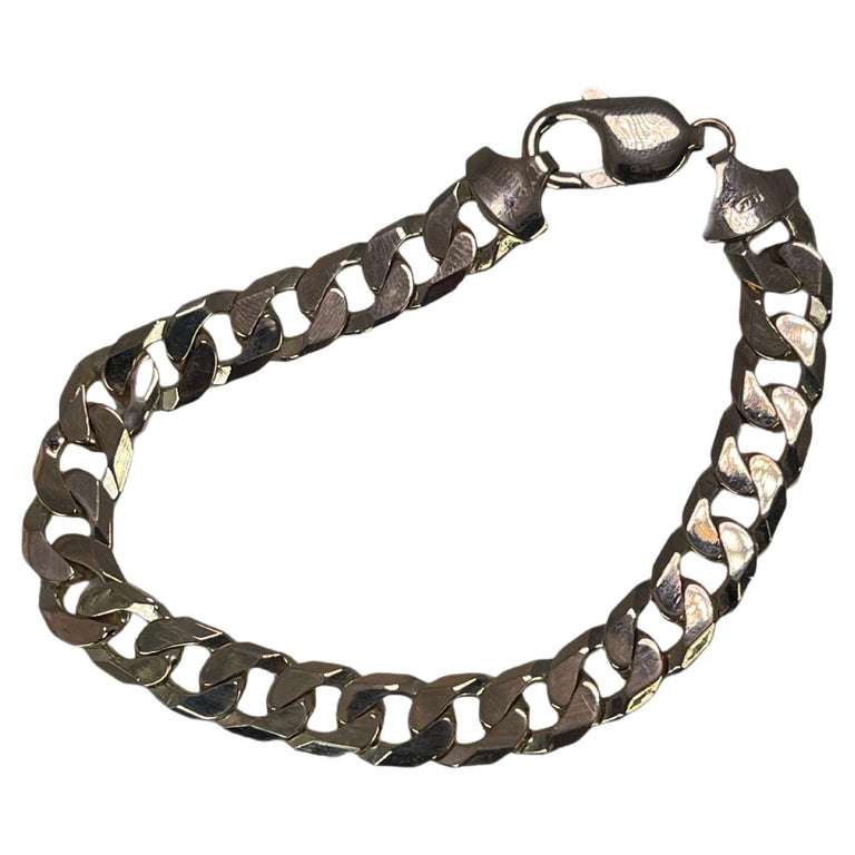 Cuban Link Bracelet 9KT Yellow Gold For Sale at 1stDibs