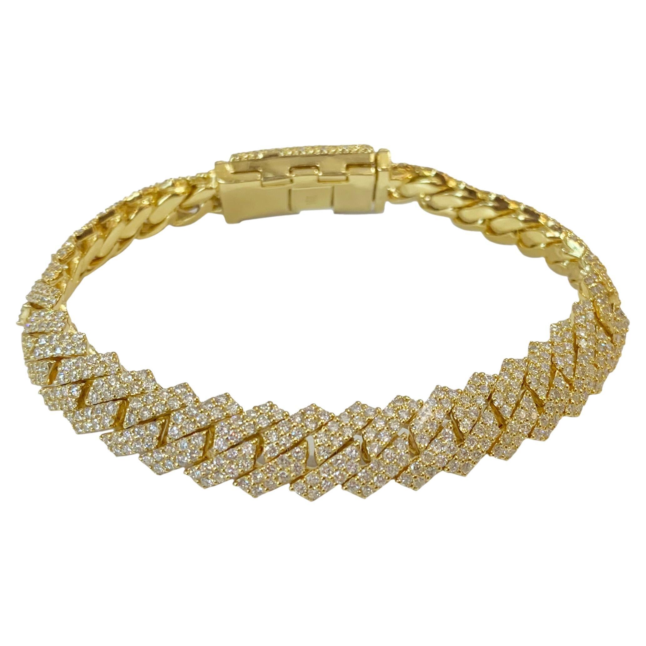 Cuban Link Bracelet in 10k Yellow Gold with Diamonds For Sale