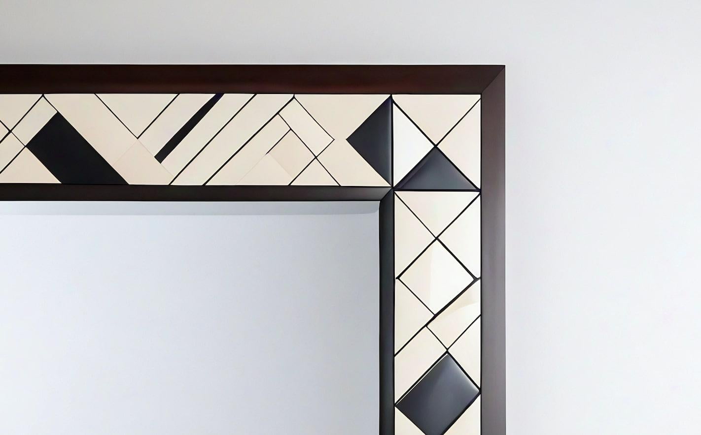 Indien Cube : Miroir mural noir et blanc inspiré du cubisme, fabriqué à la main par des artisans en vente