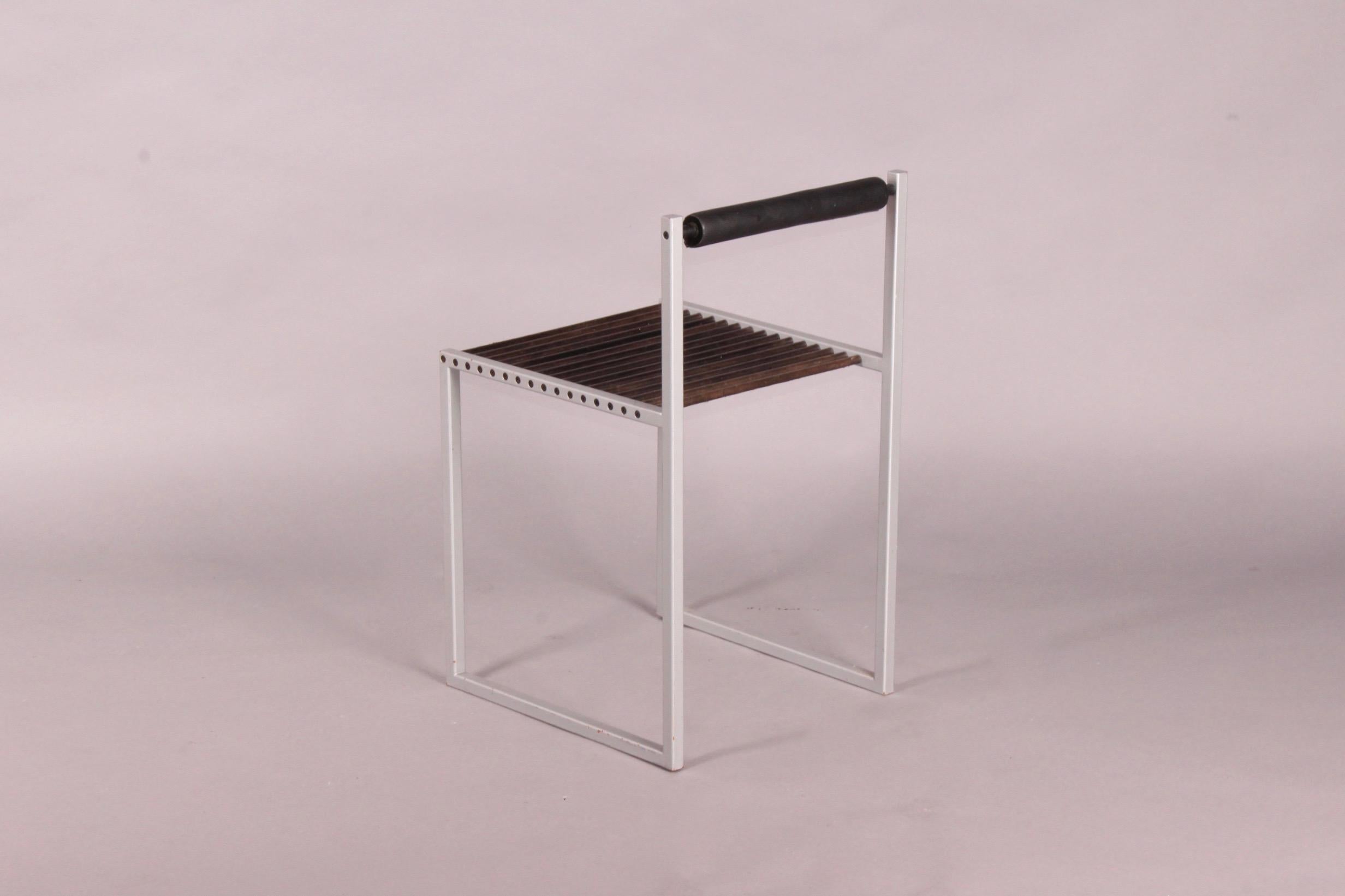 Metal Cube Chair