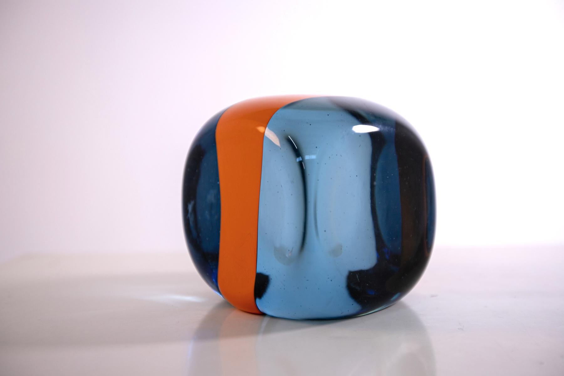 Decorative cube by Venini signed Pierre Cardin, 1970s.
Elegant decorative object made by Venini, Italy. The cube is signed at the base by the great designer Pierre Cardin from the late 1970s early 1980s. The square shaped glass has beveled sides.