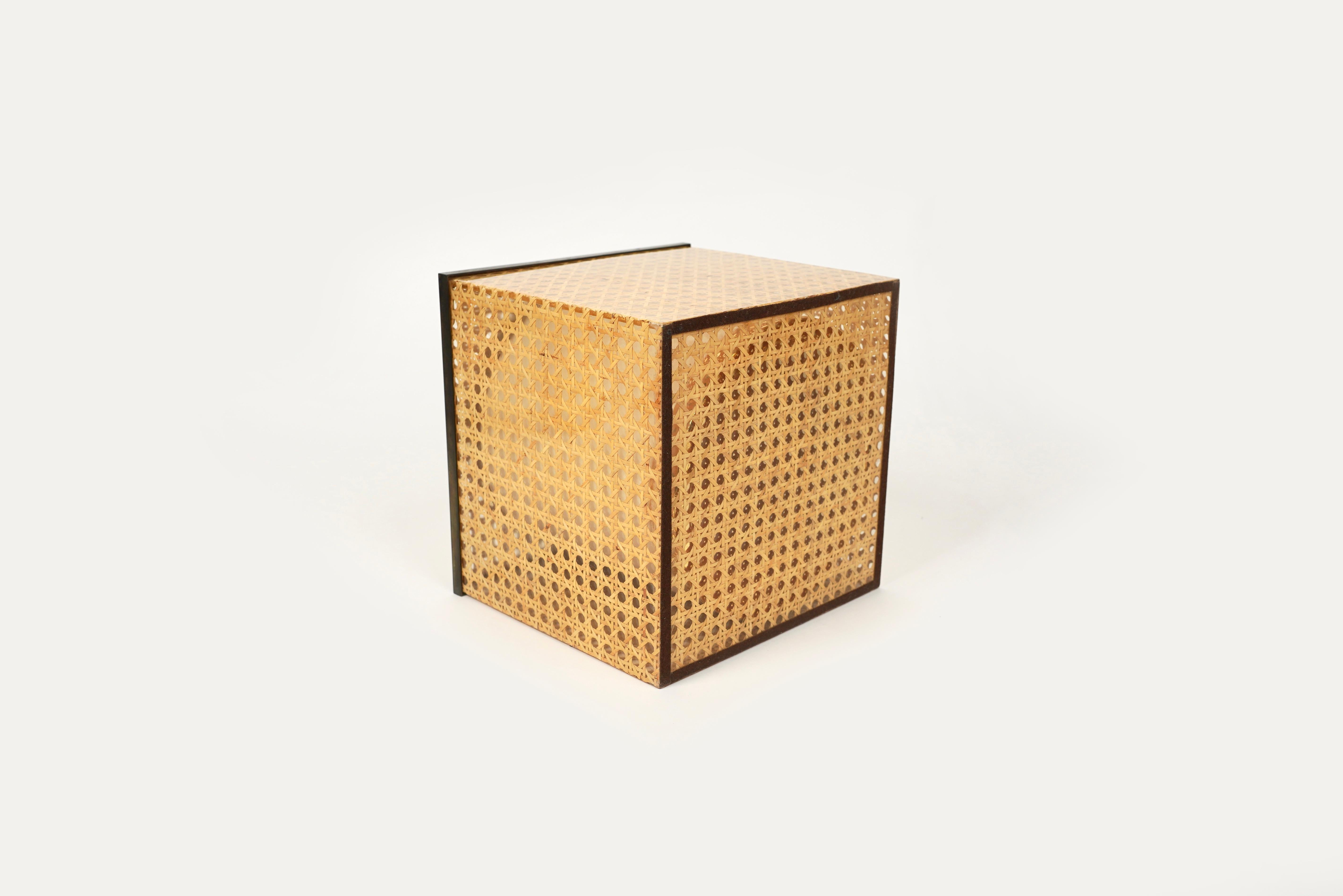 Cube Ice Bucket in Lucite, Rattan and Brass Christian Dior Style, Italy, 1970s For Sale 4