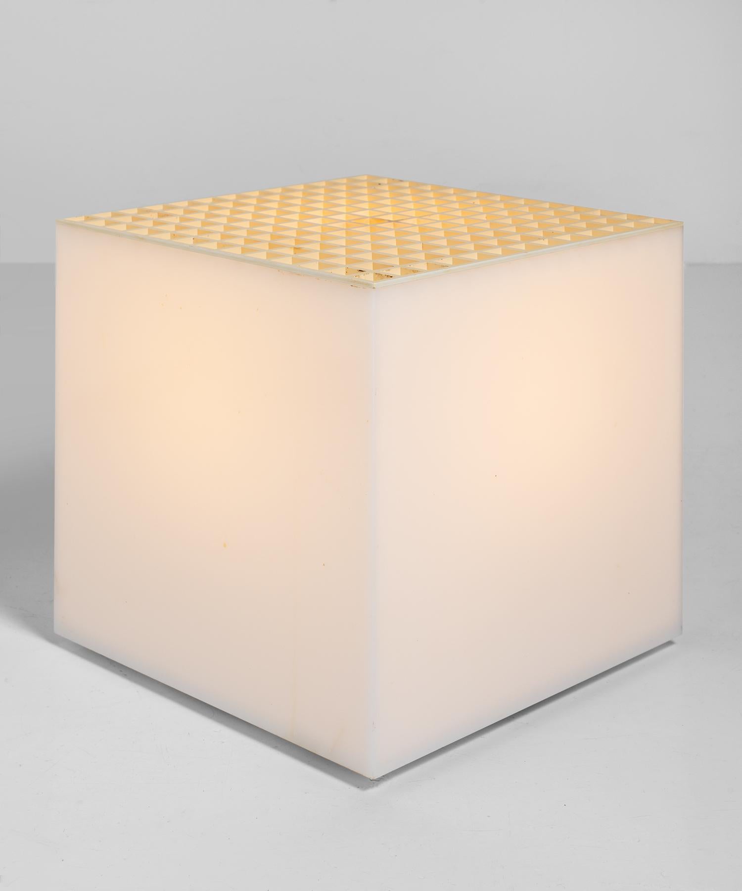 Cube table lamp by Cini & Nils, circa 1960.

Plexiglass and acrylic cube, with original makers mark.