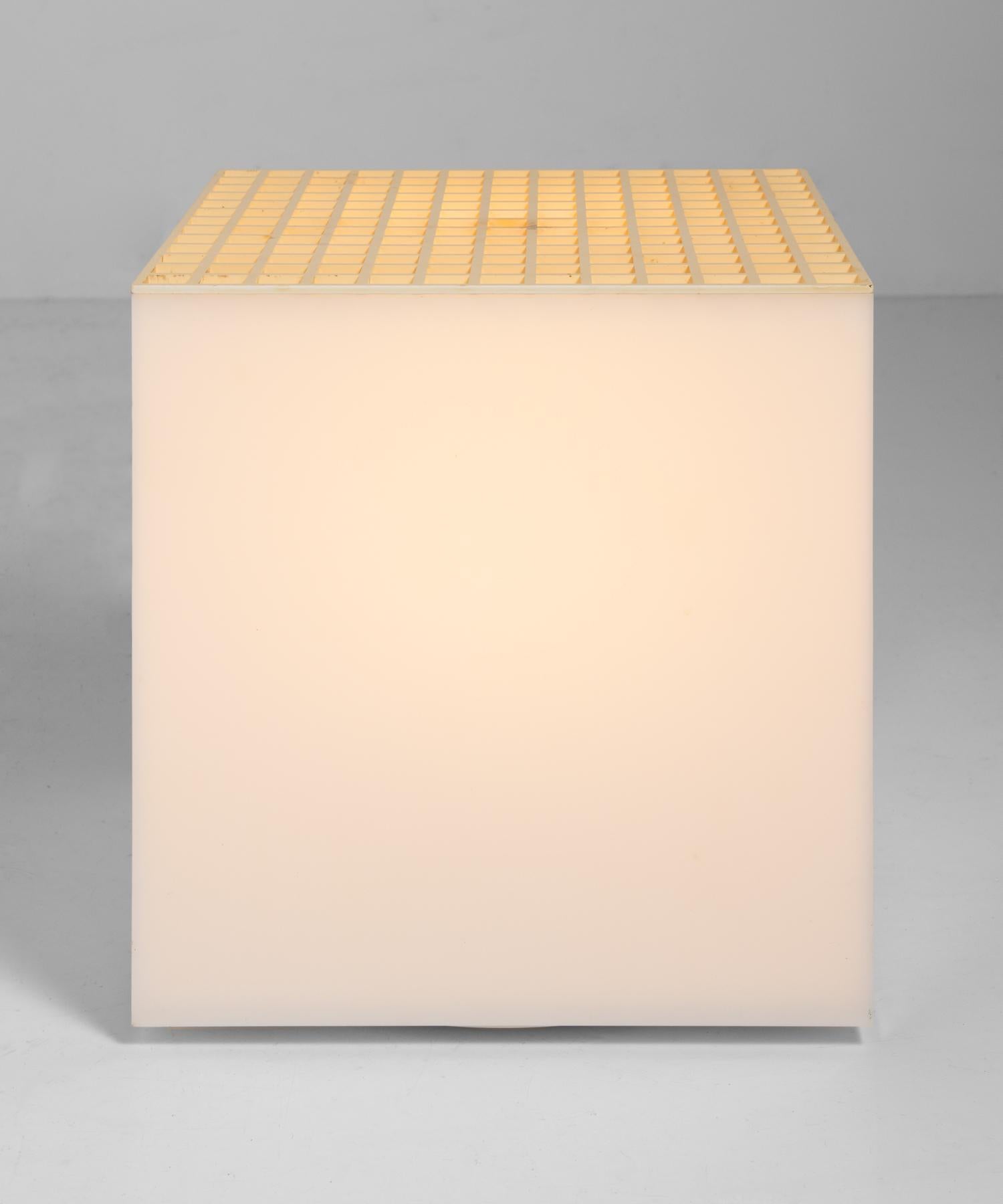 Italian Cube Table Lamp by Cini & Nils, circa 1960