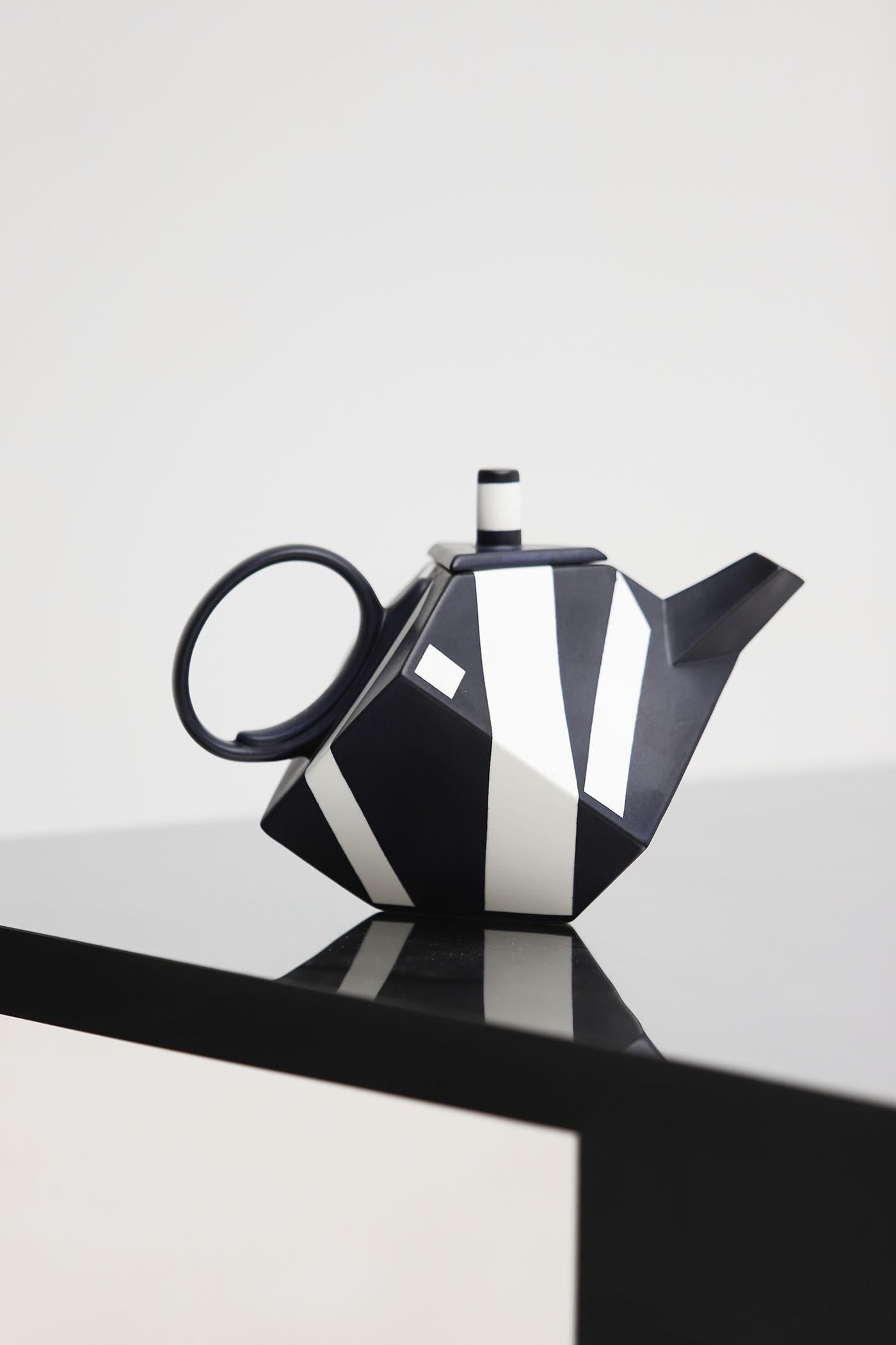 Ceramic 'Cube' teapot by Rolf Sinnemark for Rörstrand, Sweden 1986