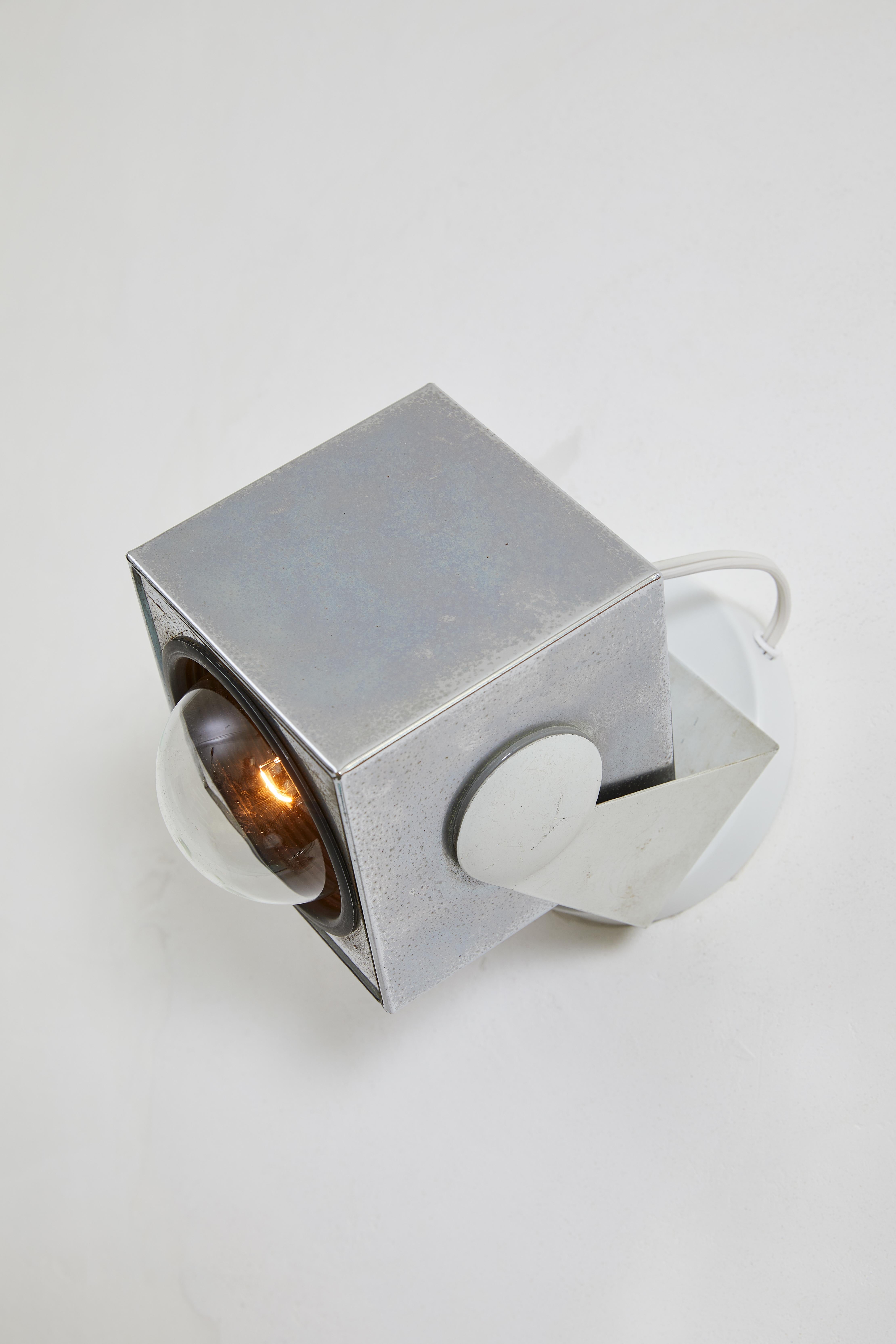 Apliques Cubo de Reggiani Illuminazione C. Años 60 Pintado en venta