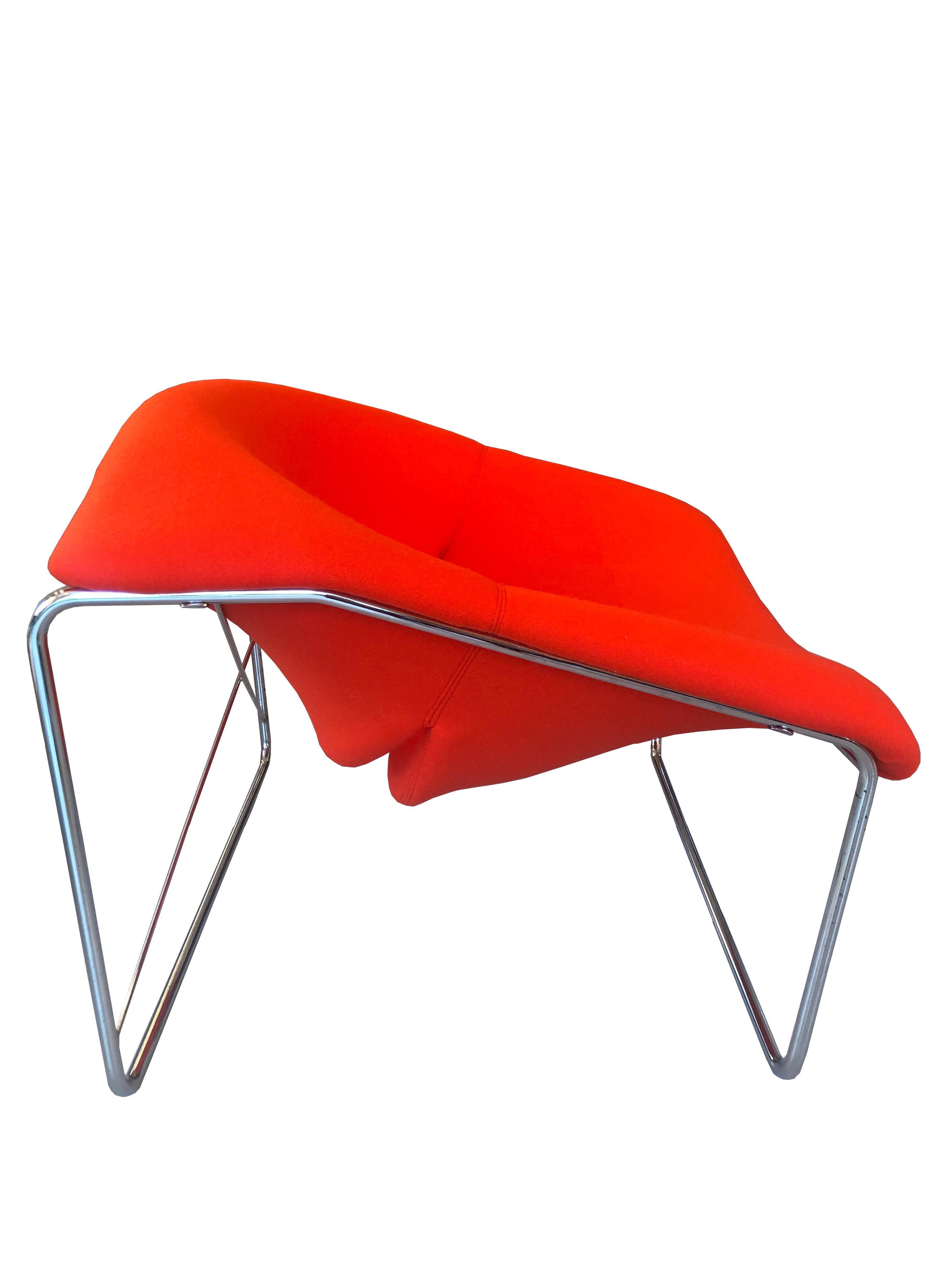 Cubic armchair by Olivier Mourgue for Airborne, 1968

in good state. New fabric from la 