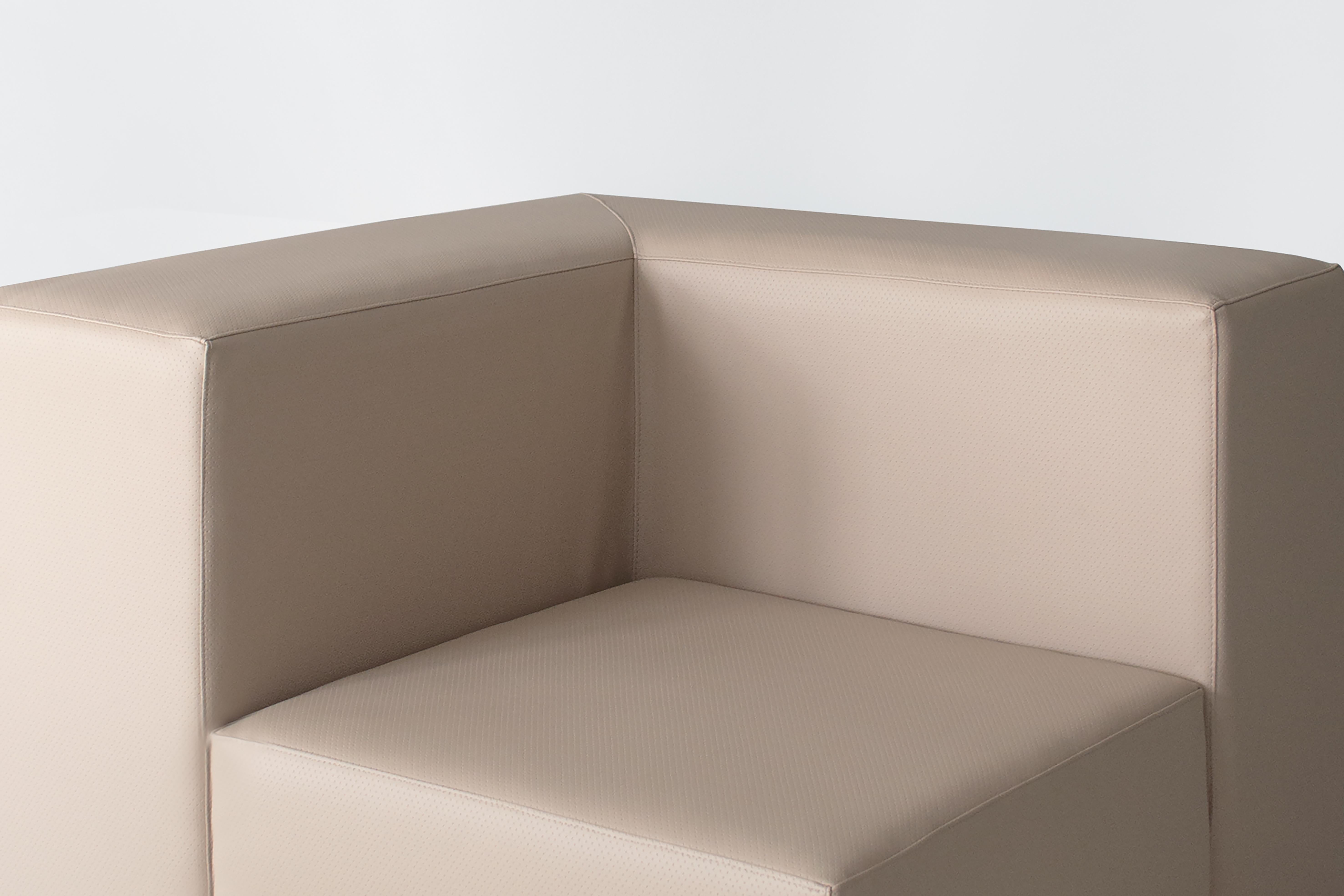 XXIe siècle et contemporain Siège / fauteuil cubique en cuir beige marine en vente