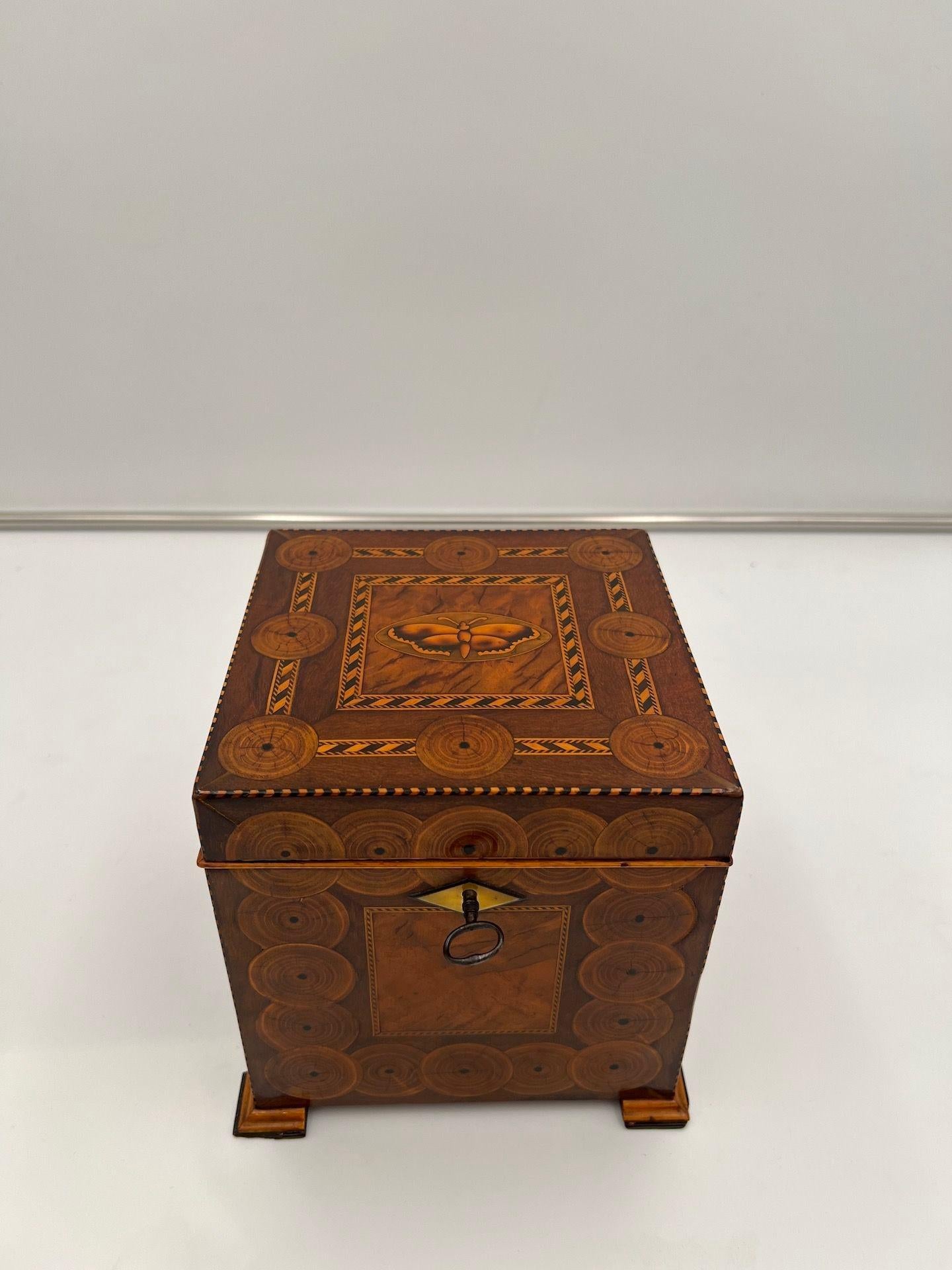 Austrian Cubic Biedermeier Box, Walnut with Inlays, Austria, circa 1830