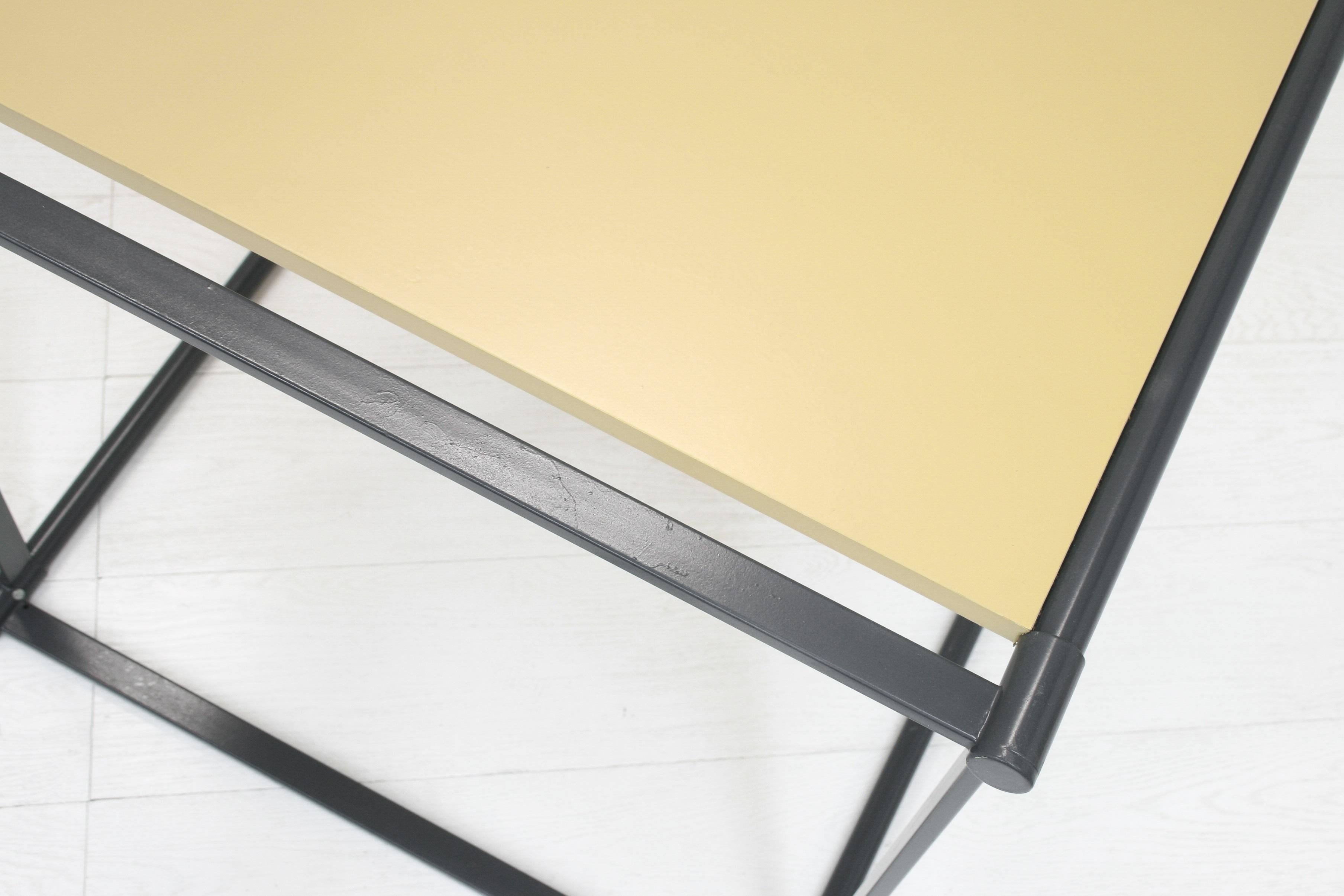 Cubic FM60 Stühle und Tisch von Radboud van Beekum für Pastoe, Cubic (Metall) im Angebot