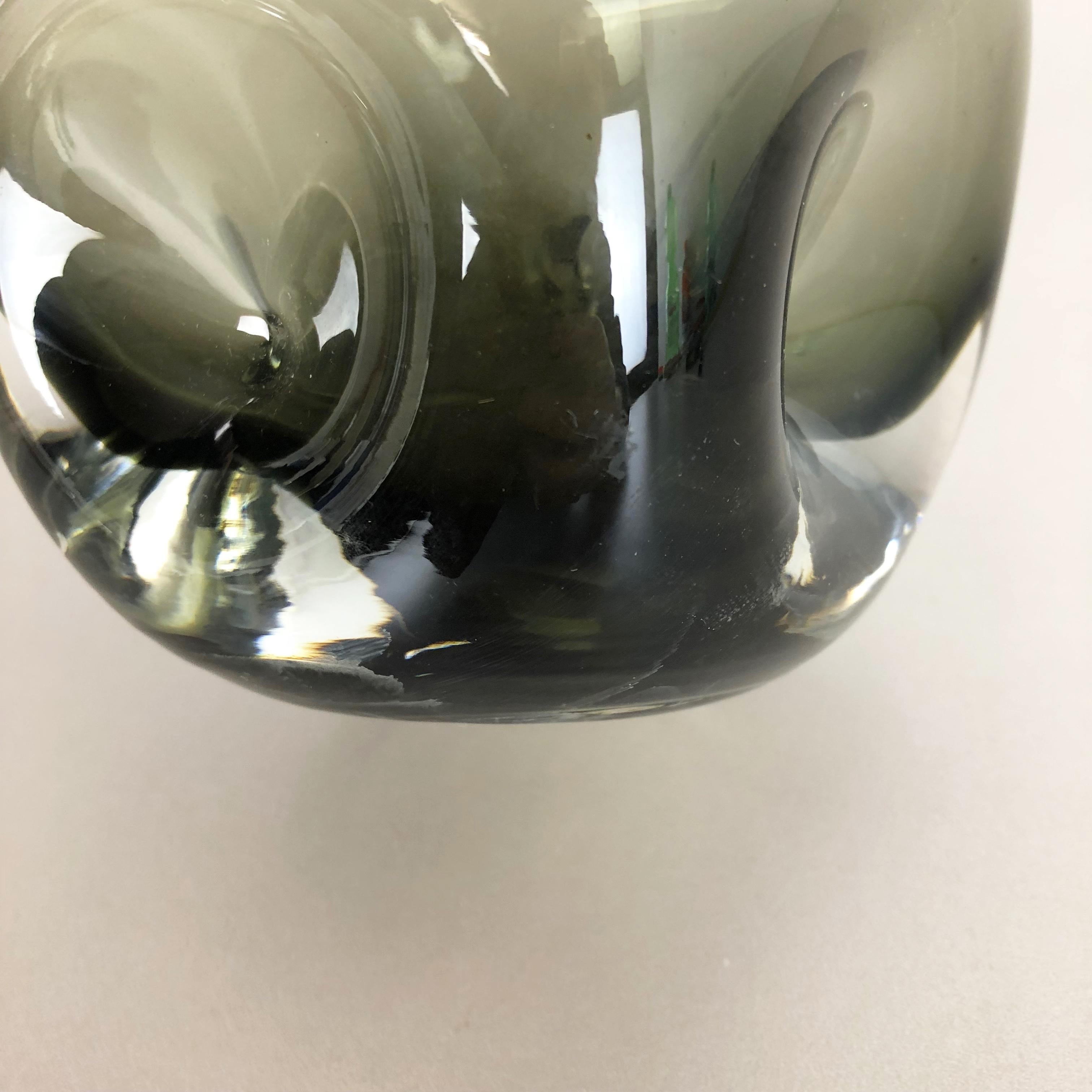 Vase en verre de cristal soufflé à la bouche vert cubique de Friedrich Kristall, Allemagne, 1970 en vente 4